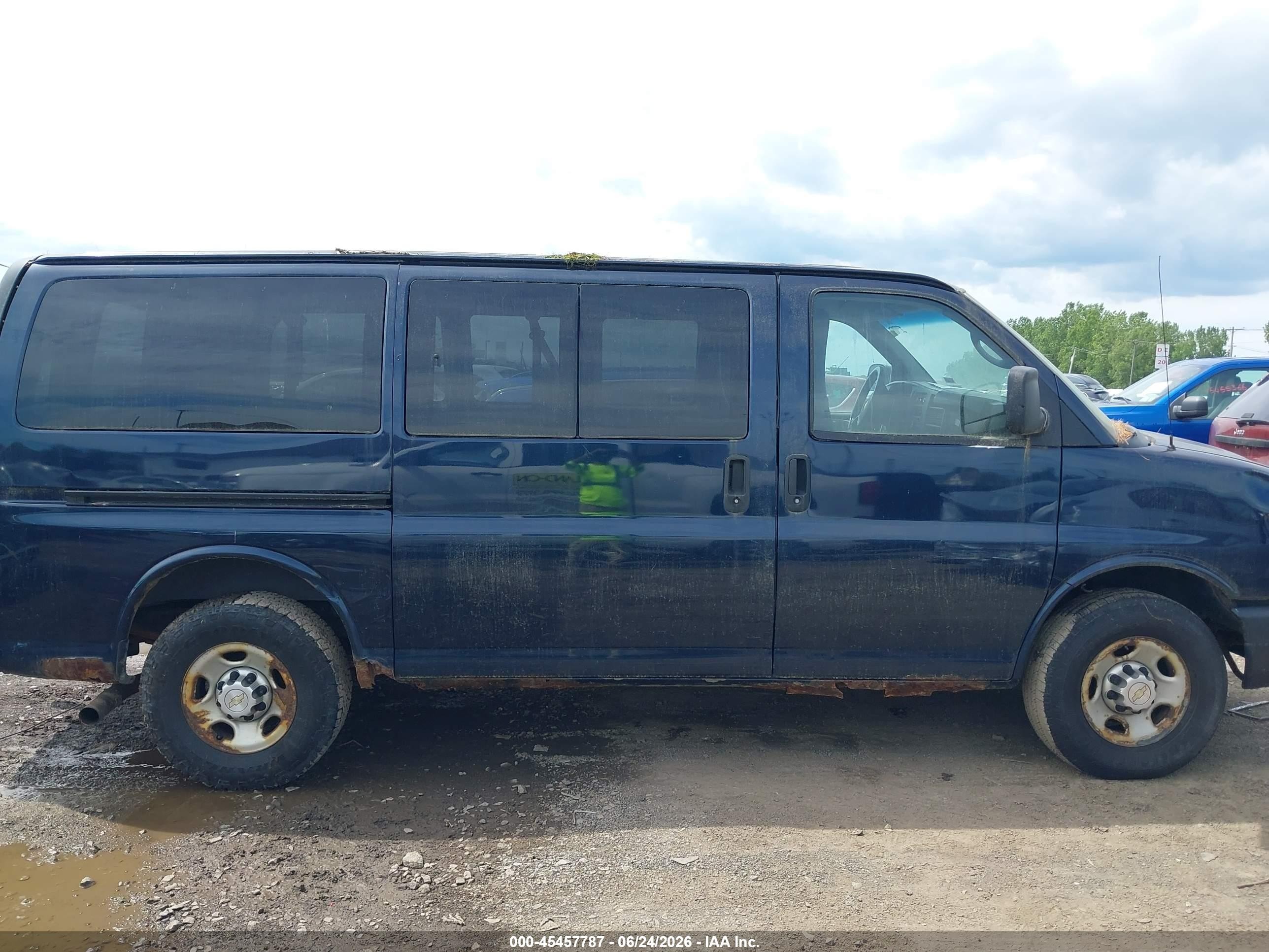 2012 Chevrolet Express 2500 Ls Blue vin: 1GAWGPFA6C1132248