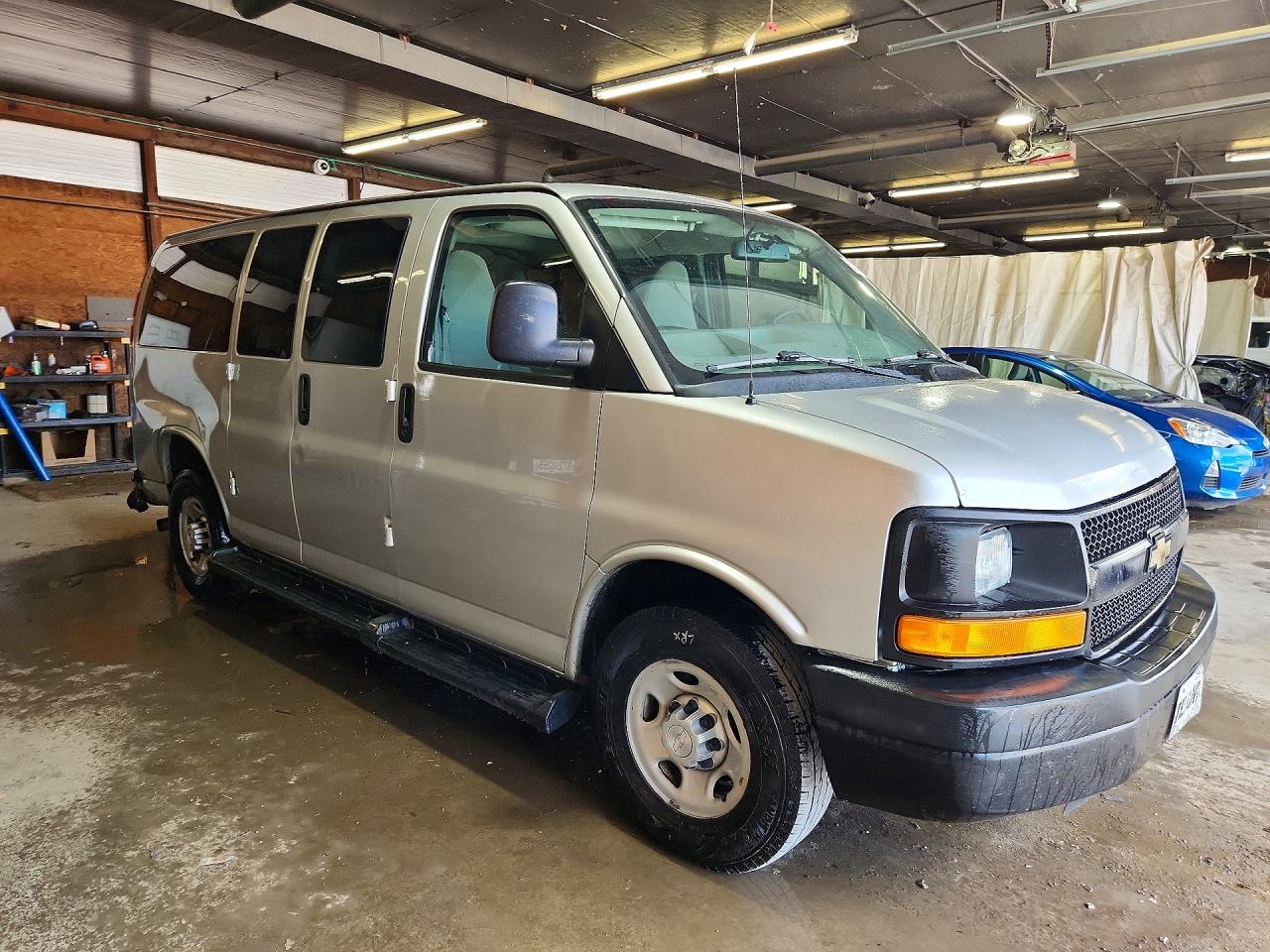 2014 Chevrolet Express G2500 Ls Silver vin: 1GAWGPFA8E1193846