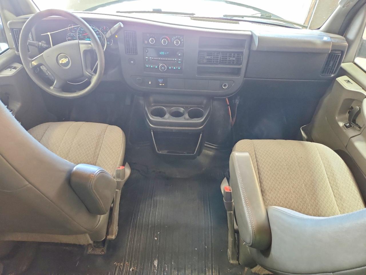 2014 Chevrolet Express G2500 Ls Silver vin: 1GAWGPFA8E1193846