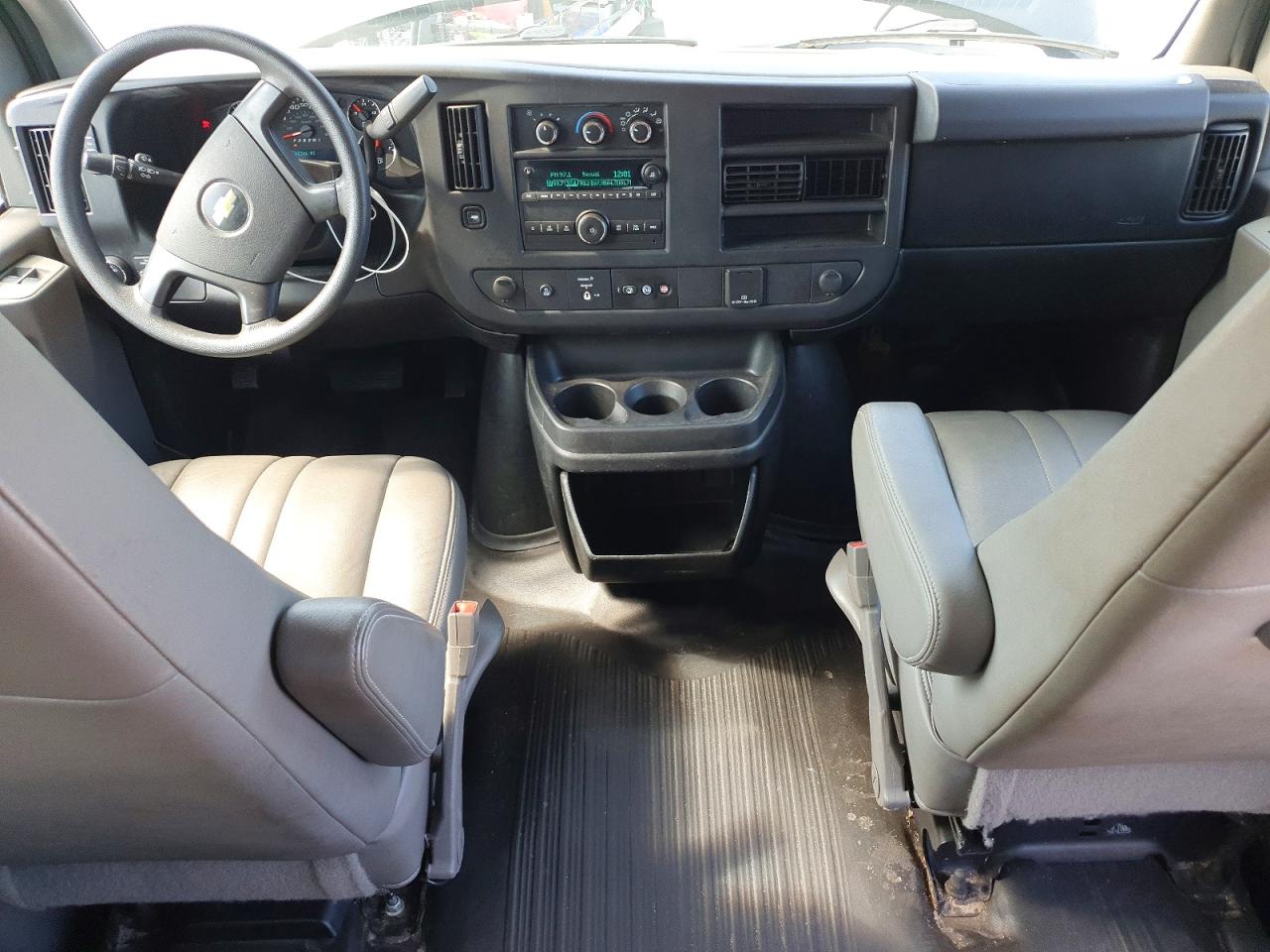 2015 Chevrolet Express G2500 Ls Gray vin: 1GAWGPFF2F1265279