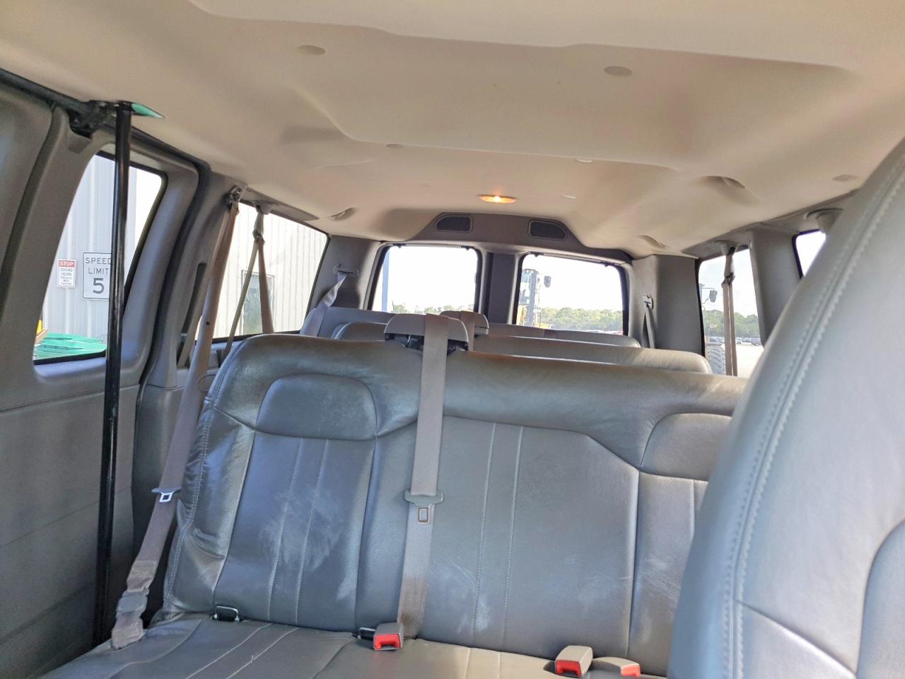 2015 Chevrolet Express G2500 Ls Gray vin: 1GAWGPFF2F1265279