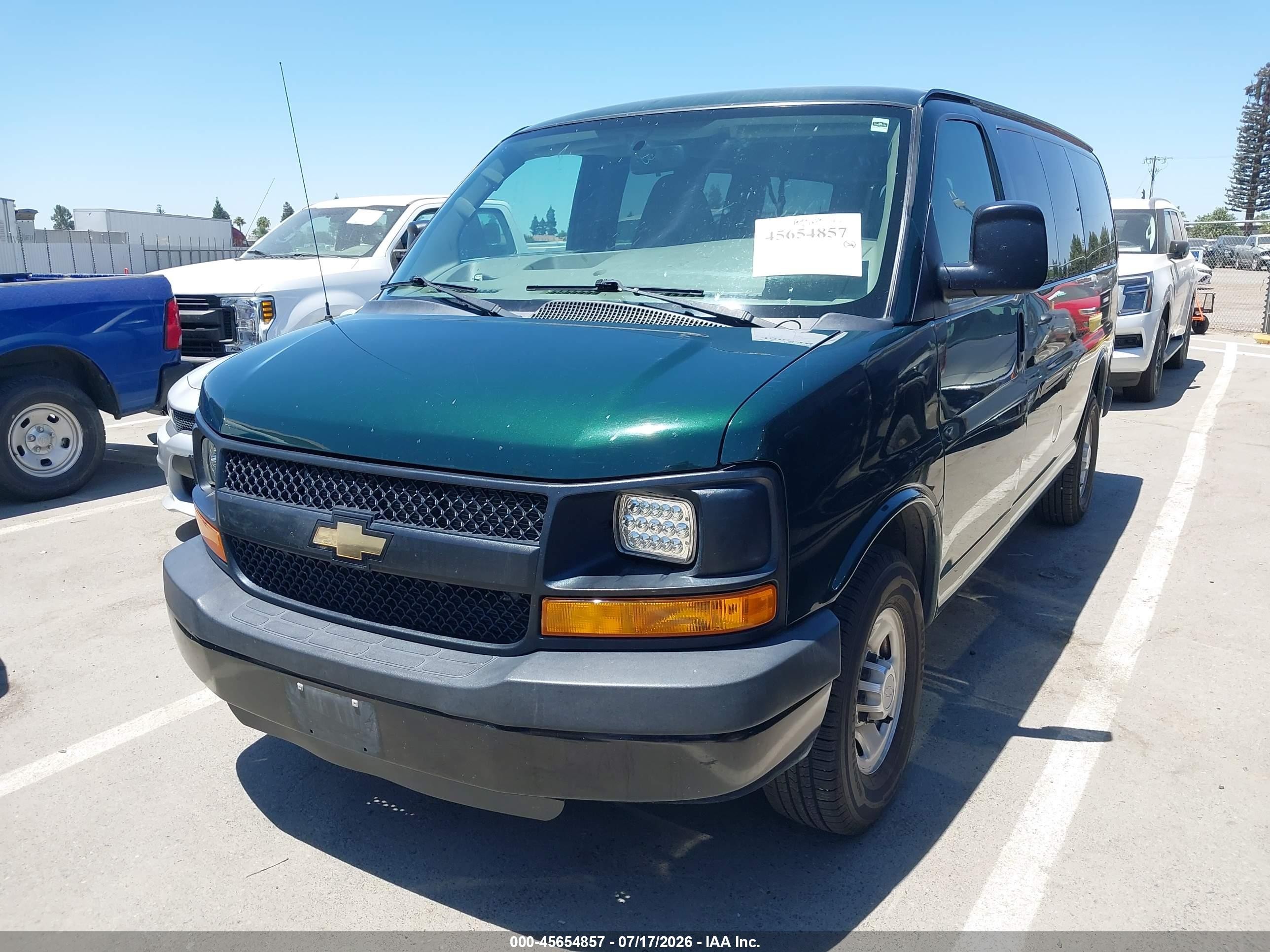 2015 Chevrolet Express 2500 Ls Green vin: 1GAWGPFF7F1282773