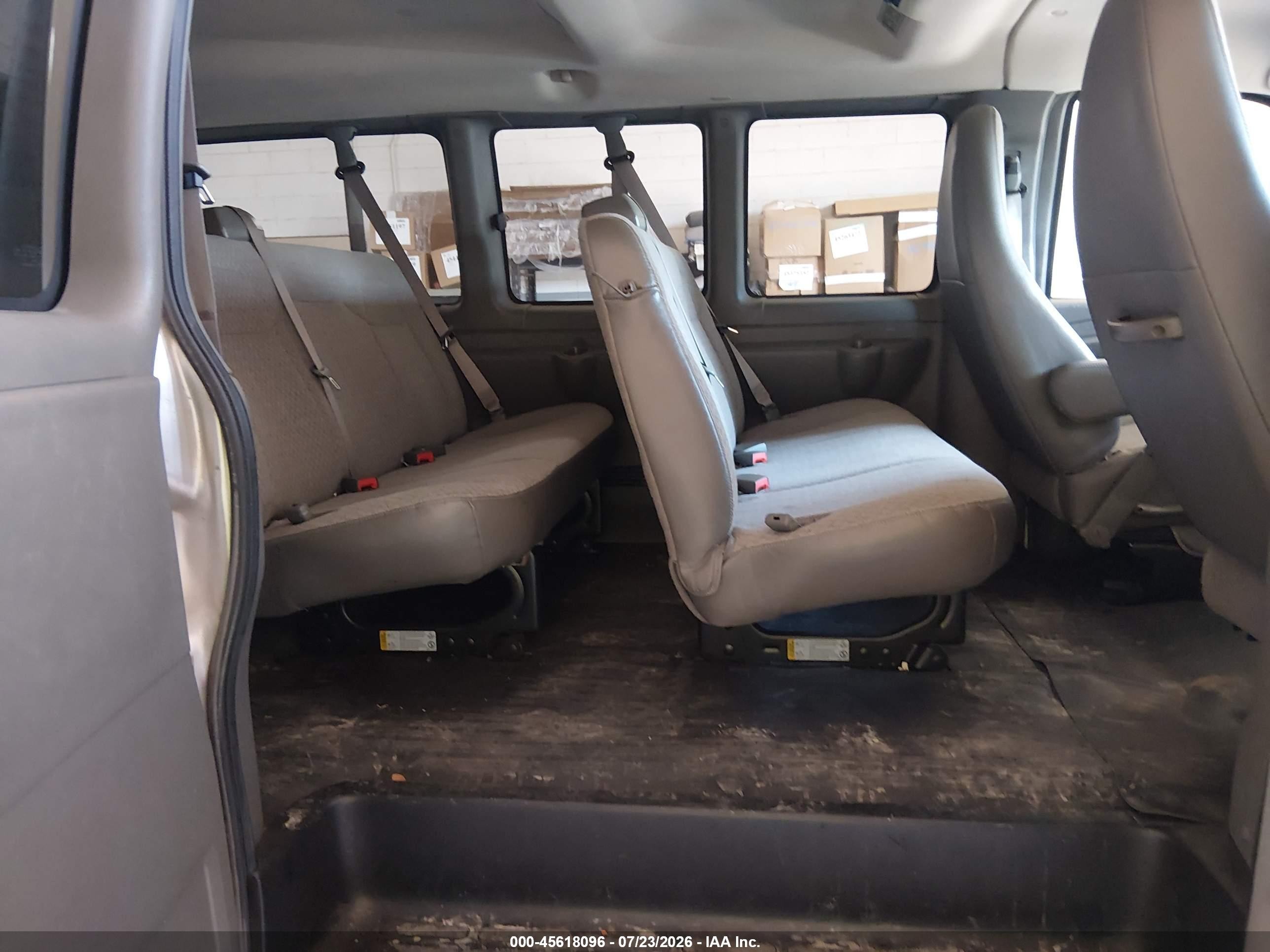 2014 Chevrolet Express 2500 Ls Silver vin: 1GAWGPFG7E1188951
