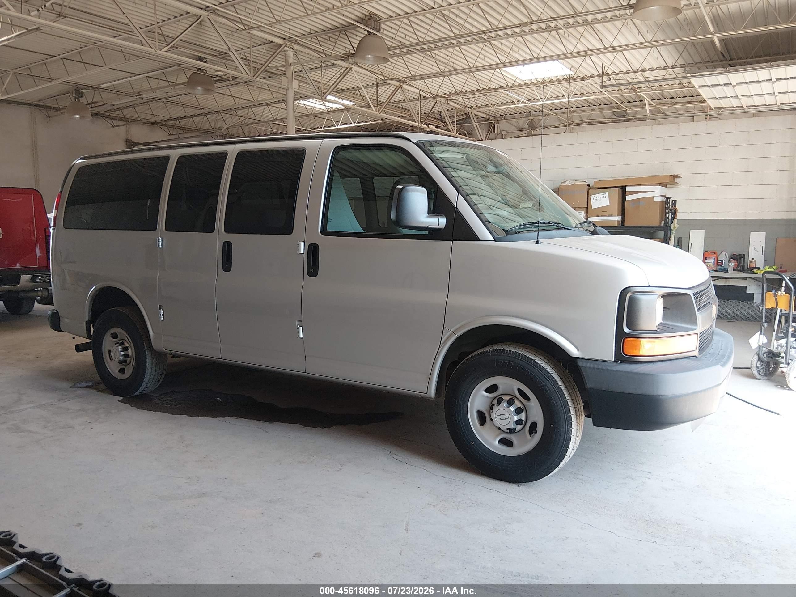 2014 Chevrolet Express 2500 Ls Silver vin: 1GAWGPFG7E1188951