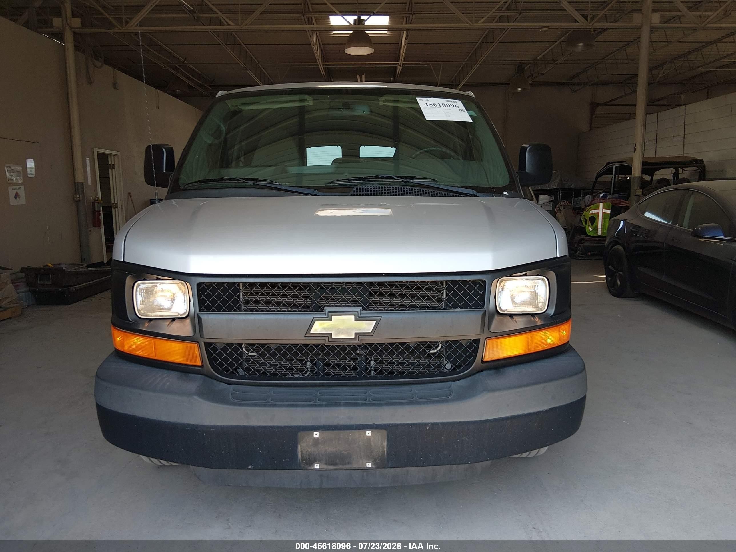 2014 Chevrolet Express 2500 Ls Silver vin: 1GAWGPFG7E1188951
