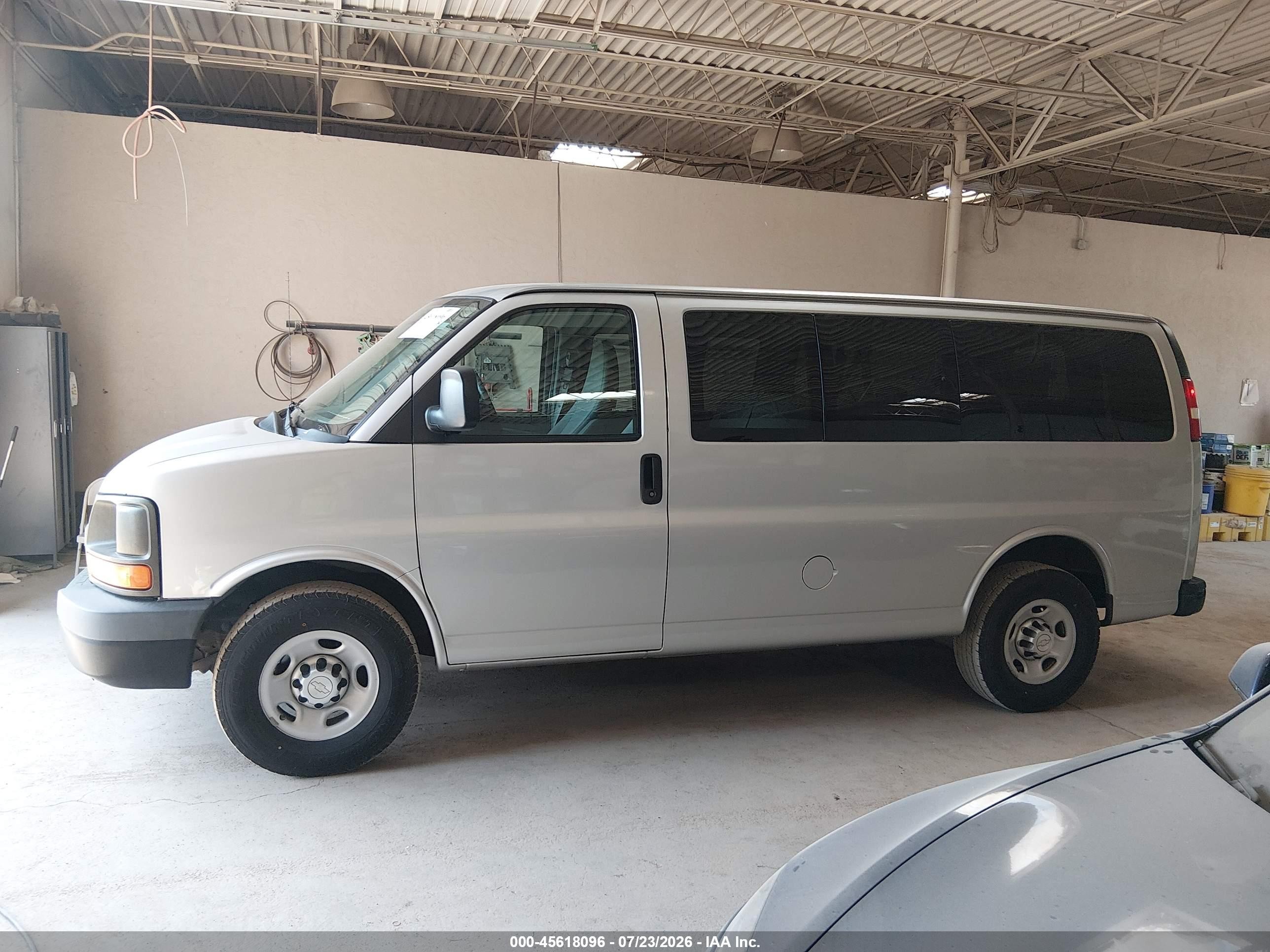2014 Chevrolet Express 2500 Ls Silver vin: 1GAWGPFG7E1188951