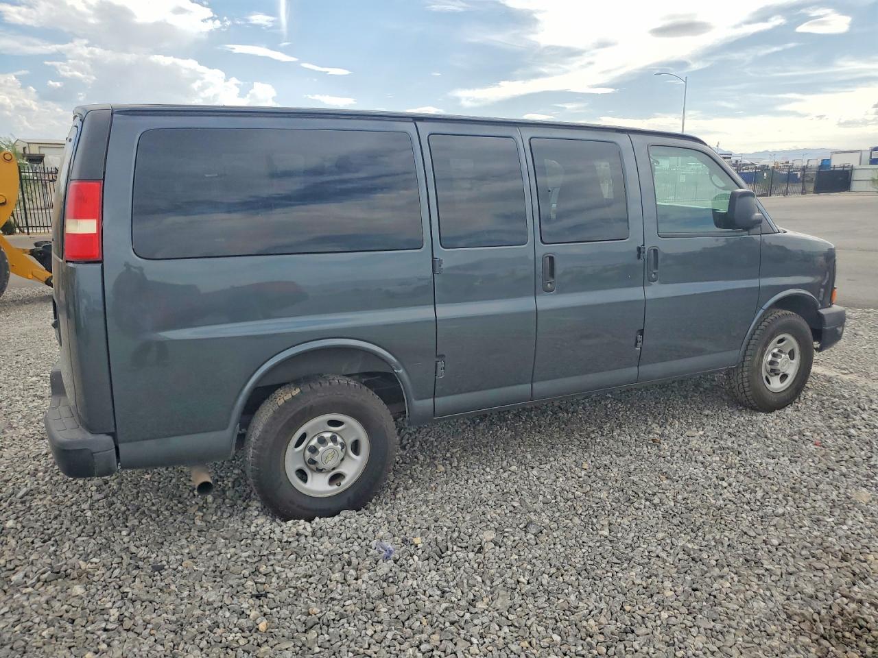 2014 Chevrolet Express G2500 Ls Charcoal vin: 1GAWGPFG8E1173374