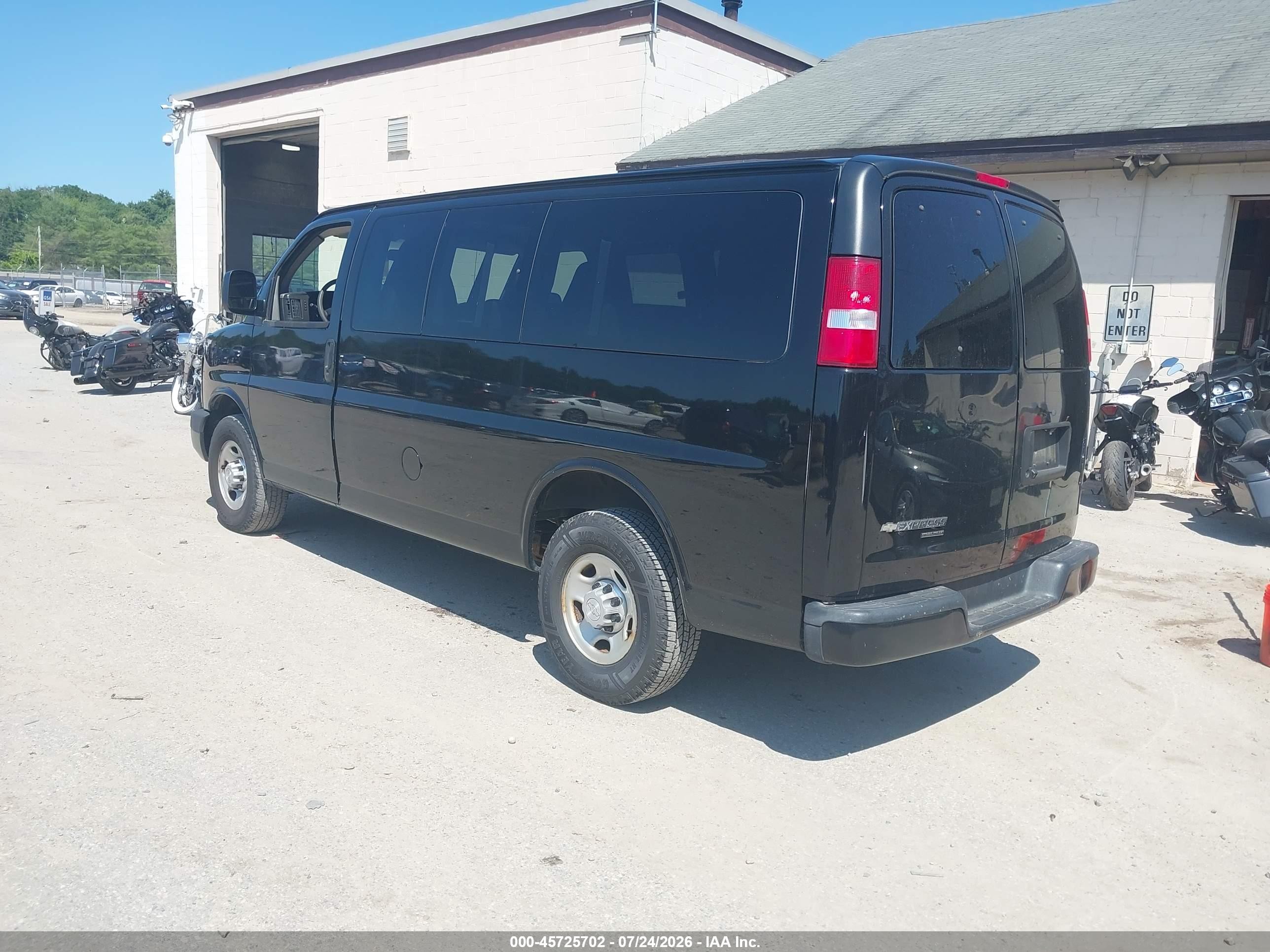 2015 Chevrolet Express 2500 Ls Black vin: 1GAWGPFG8F1279874