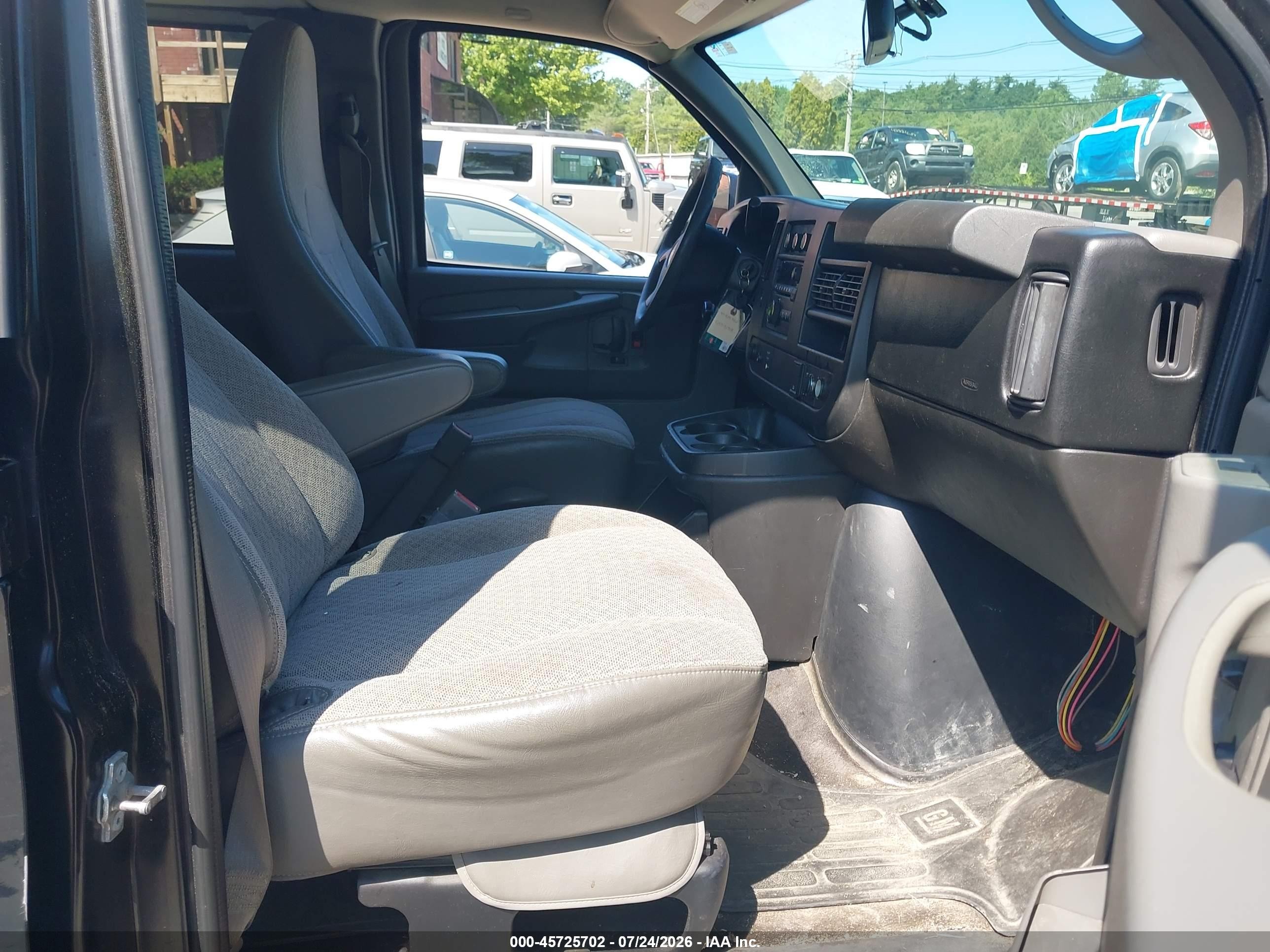 2015 Chevrolet Express 2500 Ls Black vin: 1GAWGPFG8F1279874