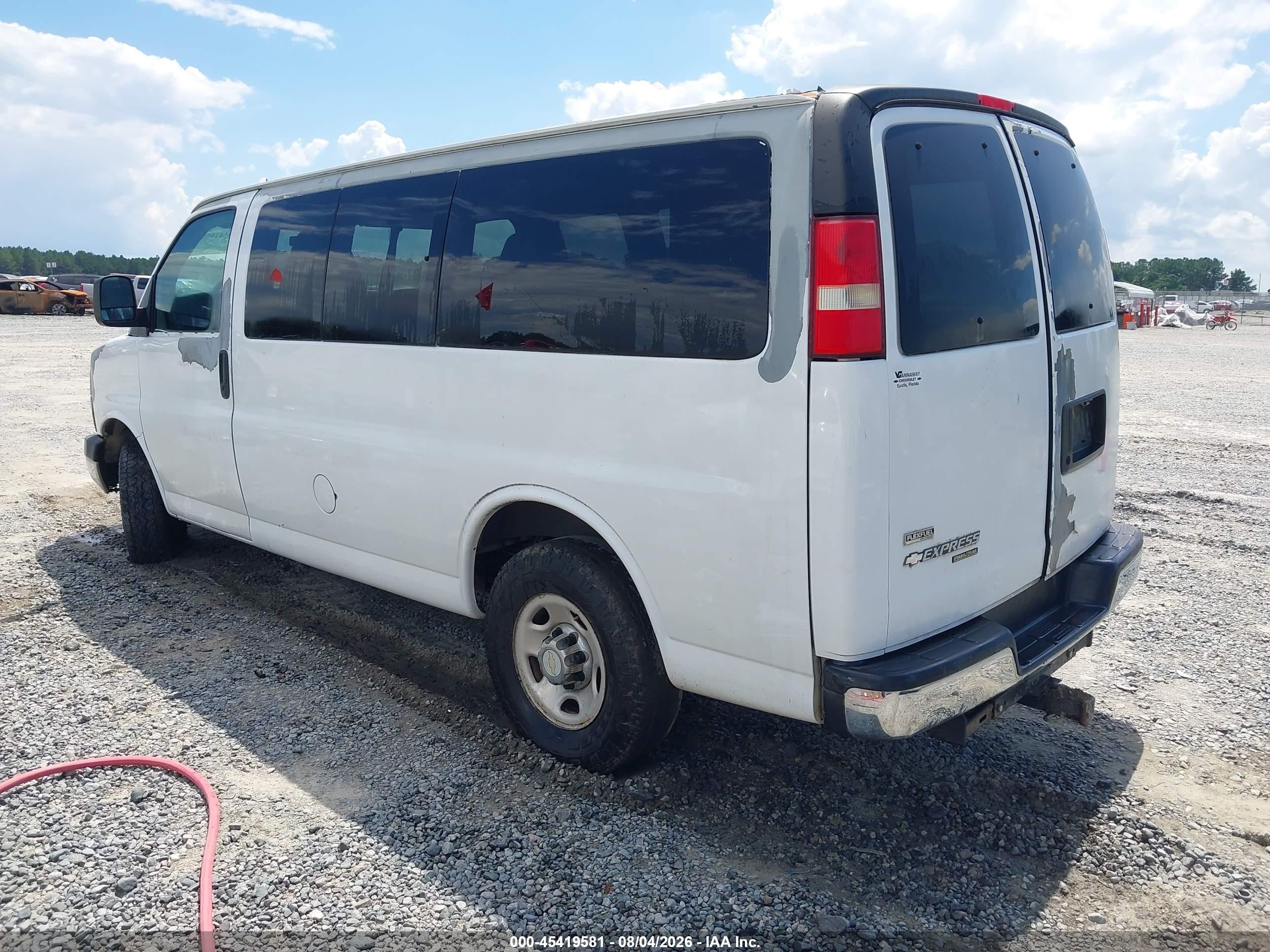 2011 Chevrolet Express 2500 Lt White vin: 1GAWGRFA7B1187155