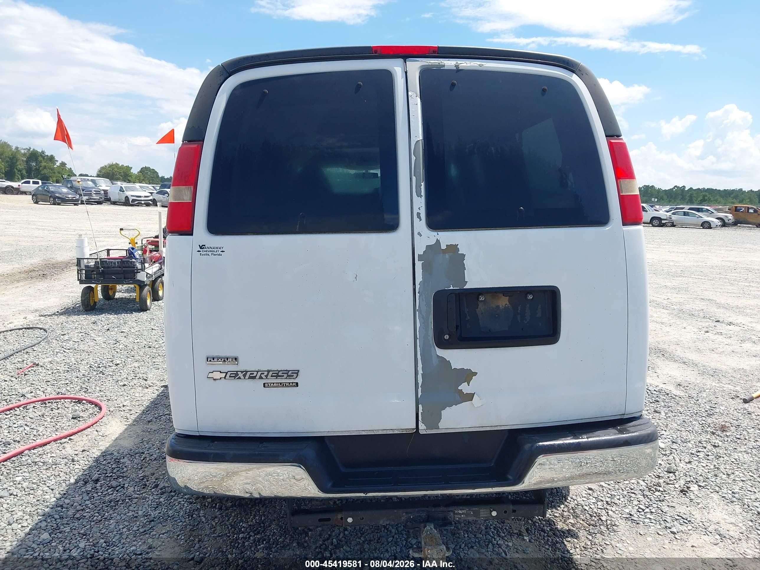 2011 Chevrolet Express 2500 Lt White vin: 1GAWGRFA7B1187155