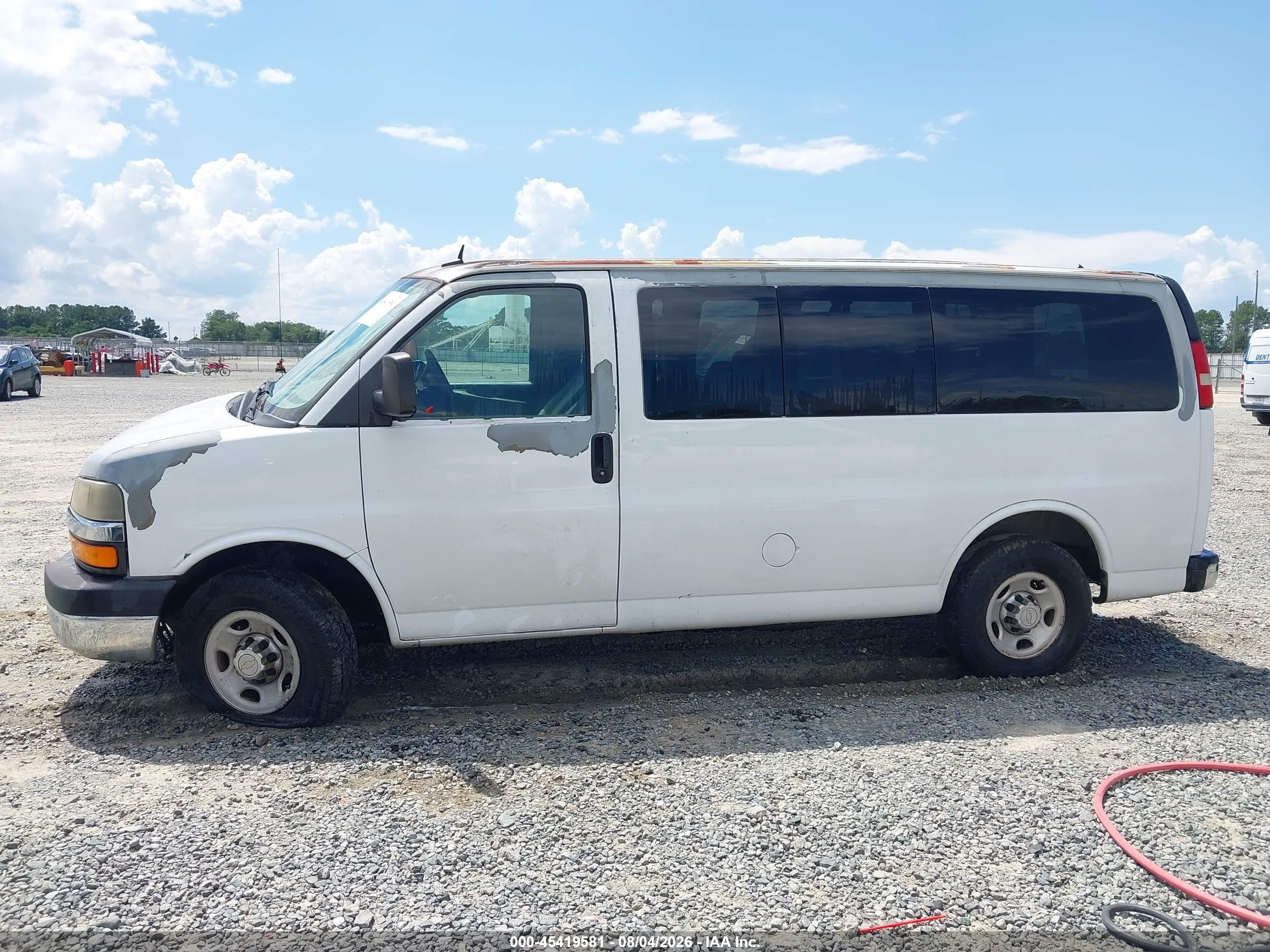 2011 Chevrolet Express 2500 Lt White vin: 1GAWGRFA7B1187155