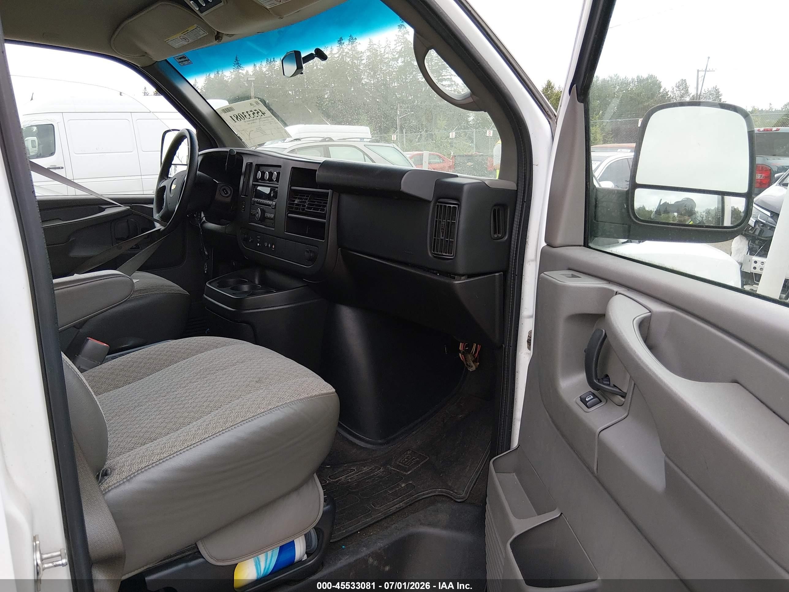2013 Chevrolet Express 2500 Lt Белый vin: 1GAWGRFG2D1171176