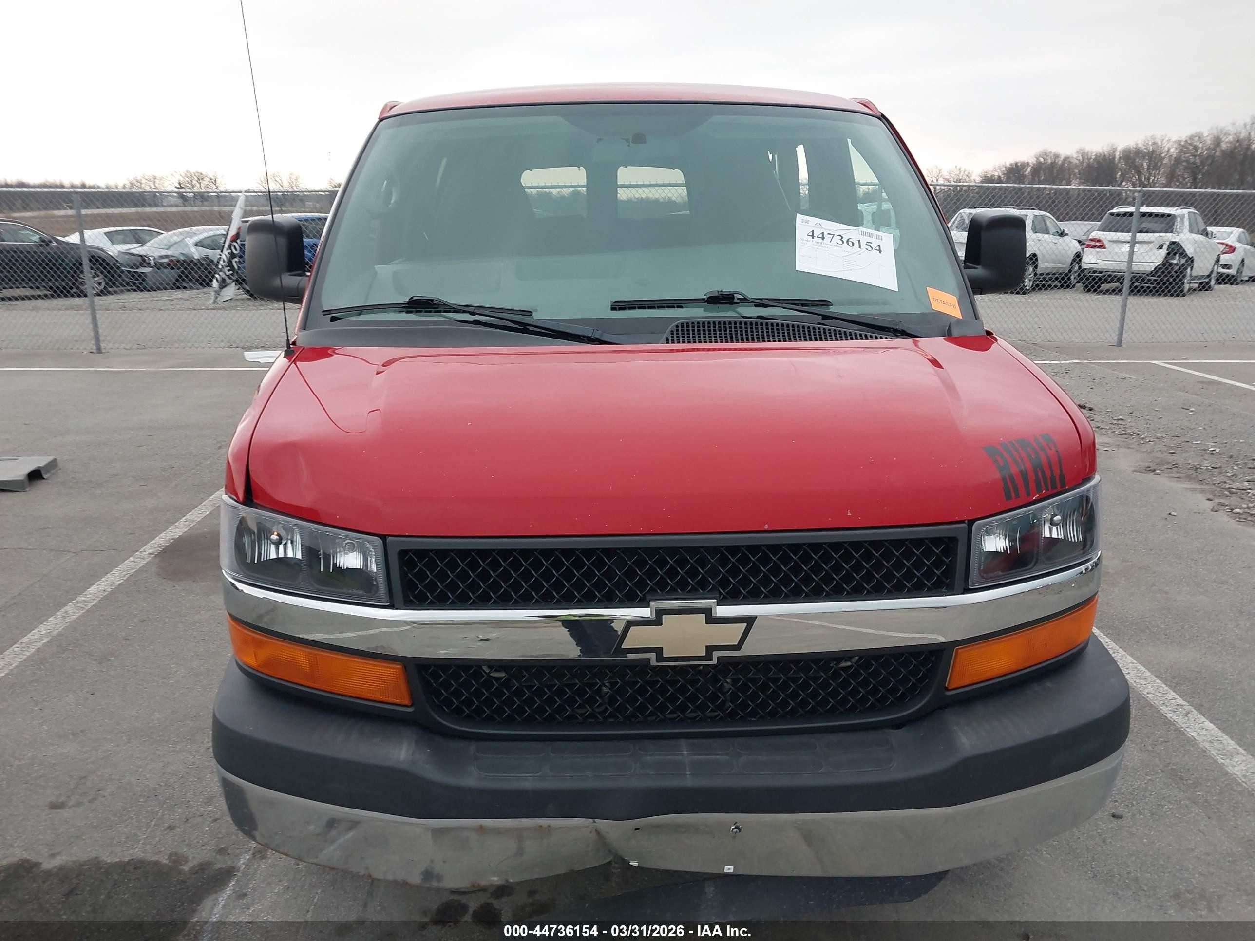 2013 Chevrolet Express 3500 Lt Красный vin: 1GAZG1FA7D1173970