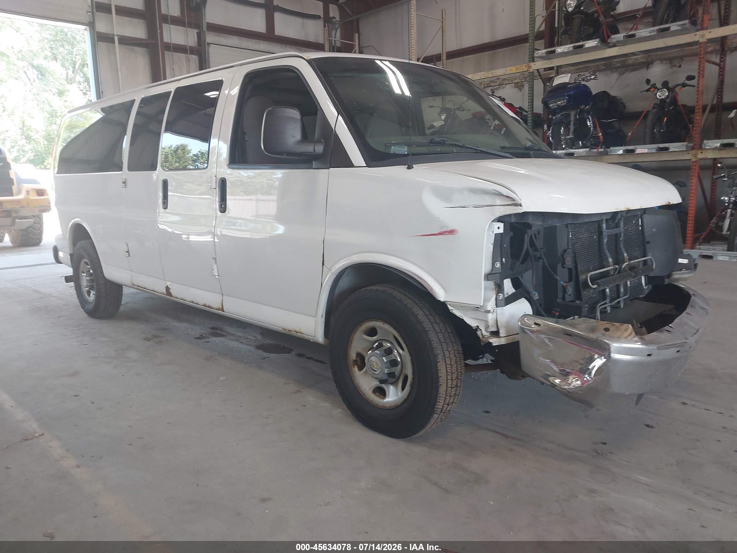 2013 Chevrolet Express 3500 Lt Белый vin: 1GAZG1FG0D1171496