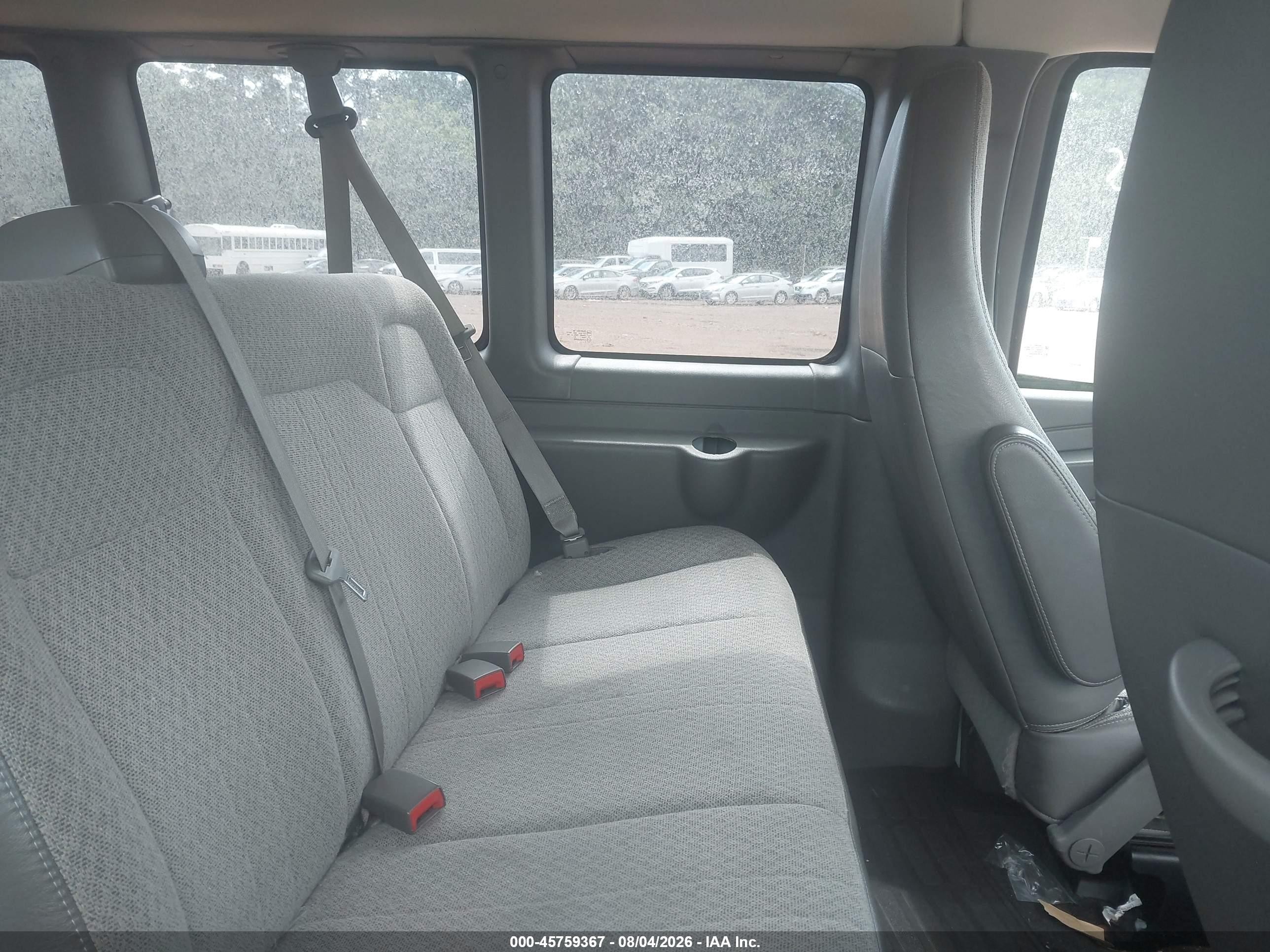 2014 Chevrolet Express 3500 Lt White vin: 1GAZG1FG0E1164453