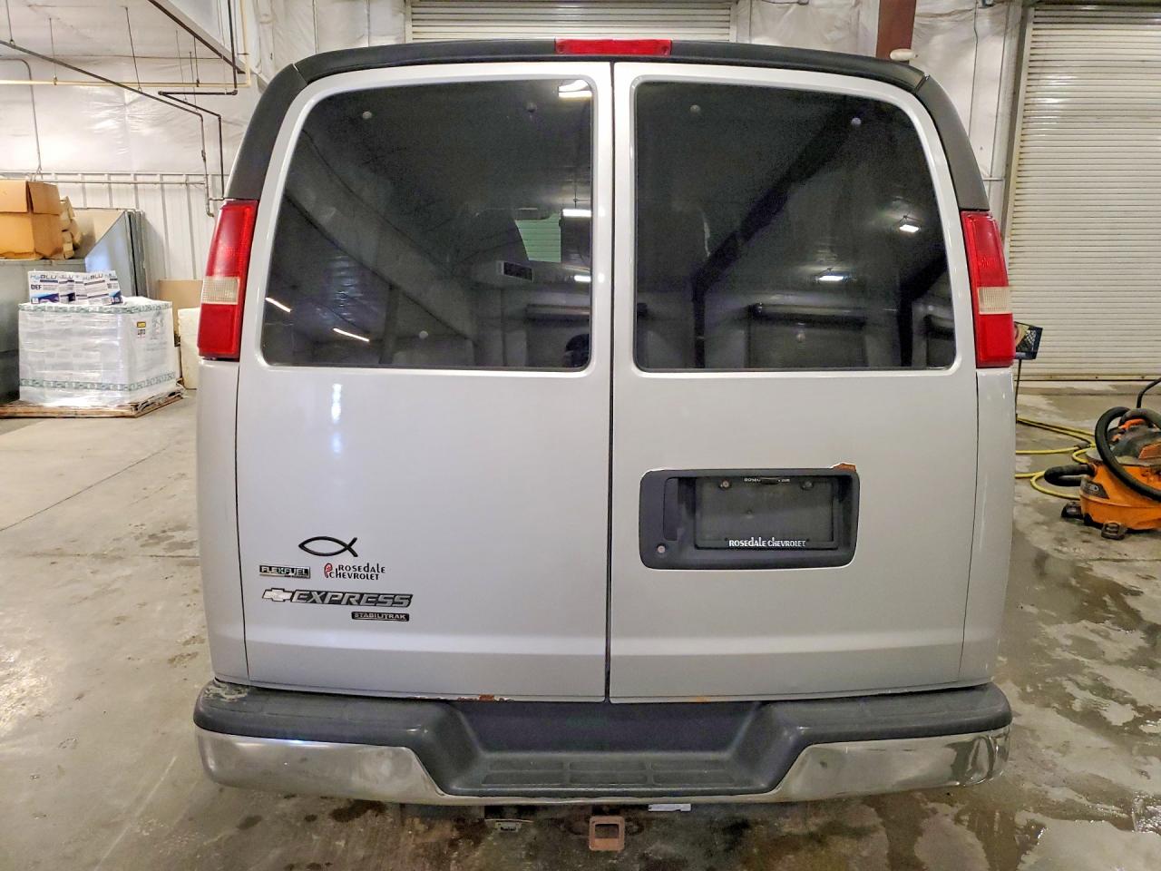 2011 Chevrolet Express G3500 Lt Silver vin: 1GAZG1FG1B1127939