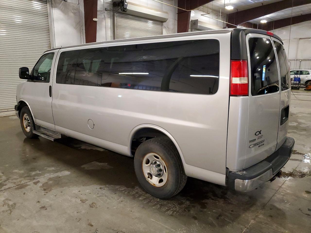 2011 Chevrolet Express G3500 Lt Silver vin: 1GAZG1FG1B1127939