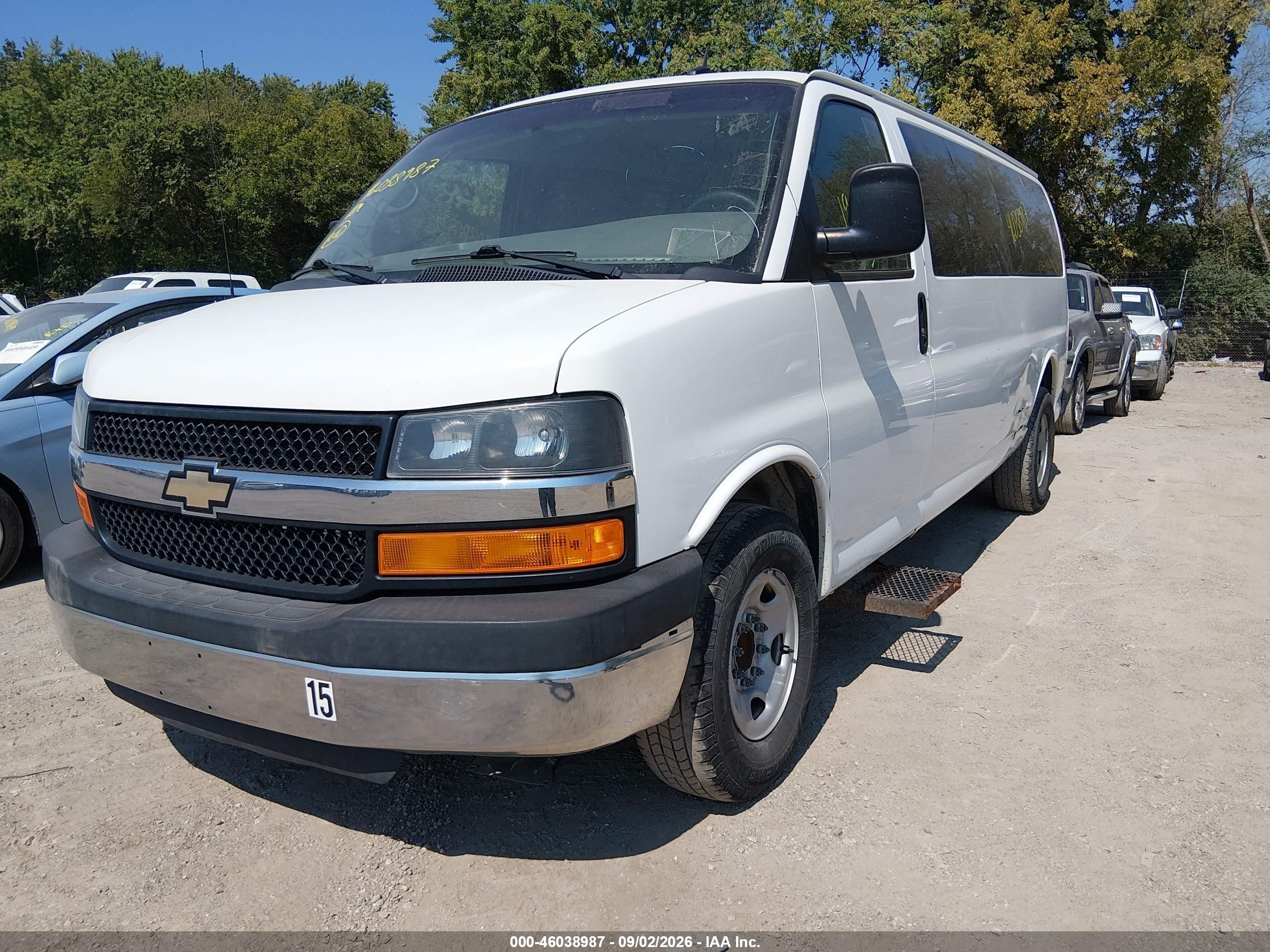 2015 Chevrolet Express 3500 Lt White vin: 1GAZG1FG2F1205232