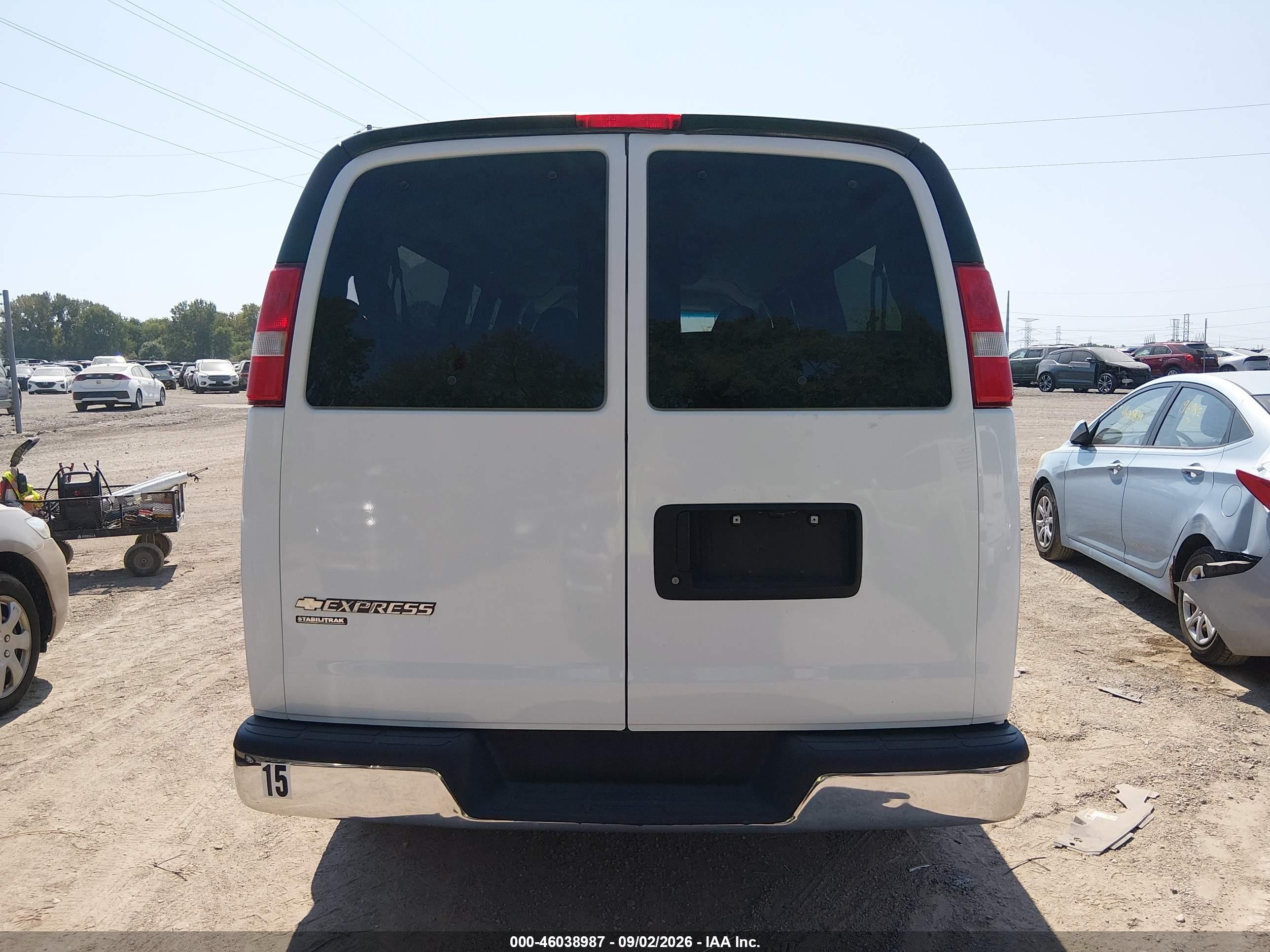 2015 Chevrolet Express 3500 Lt White vin: 1GAZG1FG2F1205232
