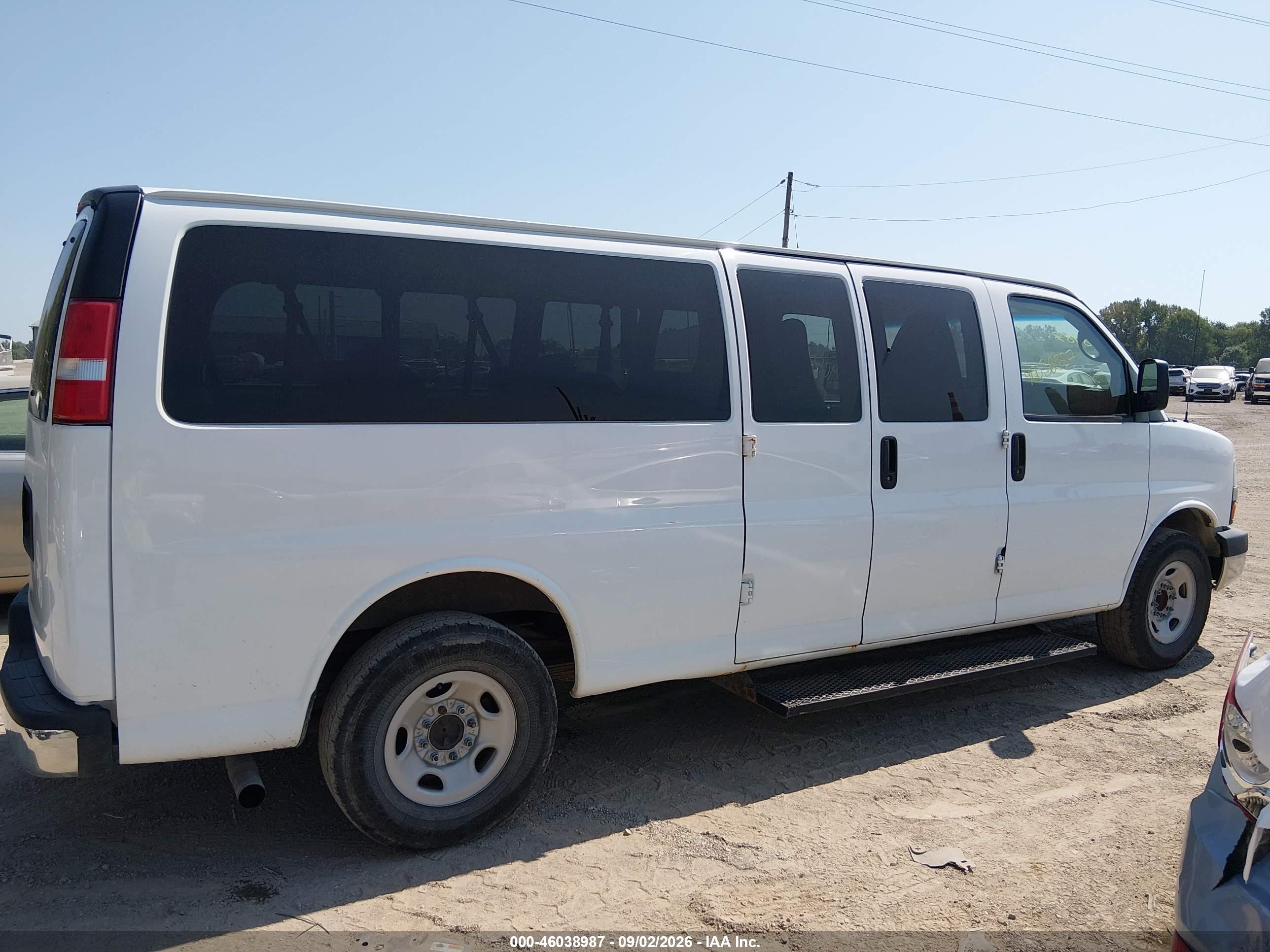 2015 Chevrolet Express 3500 Lt White vin: 1GAZG1FG2F1205232