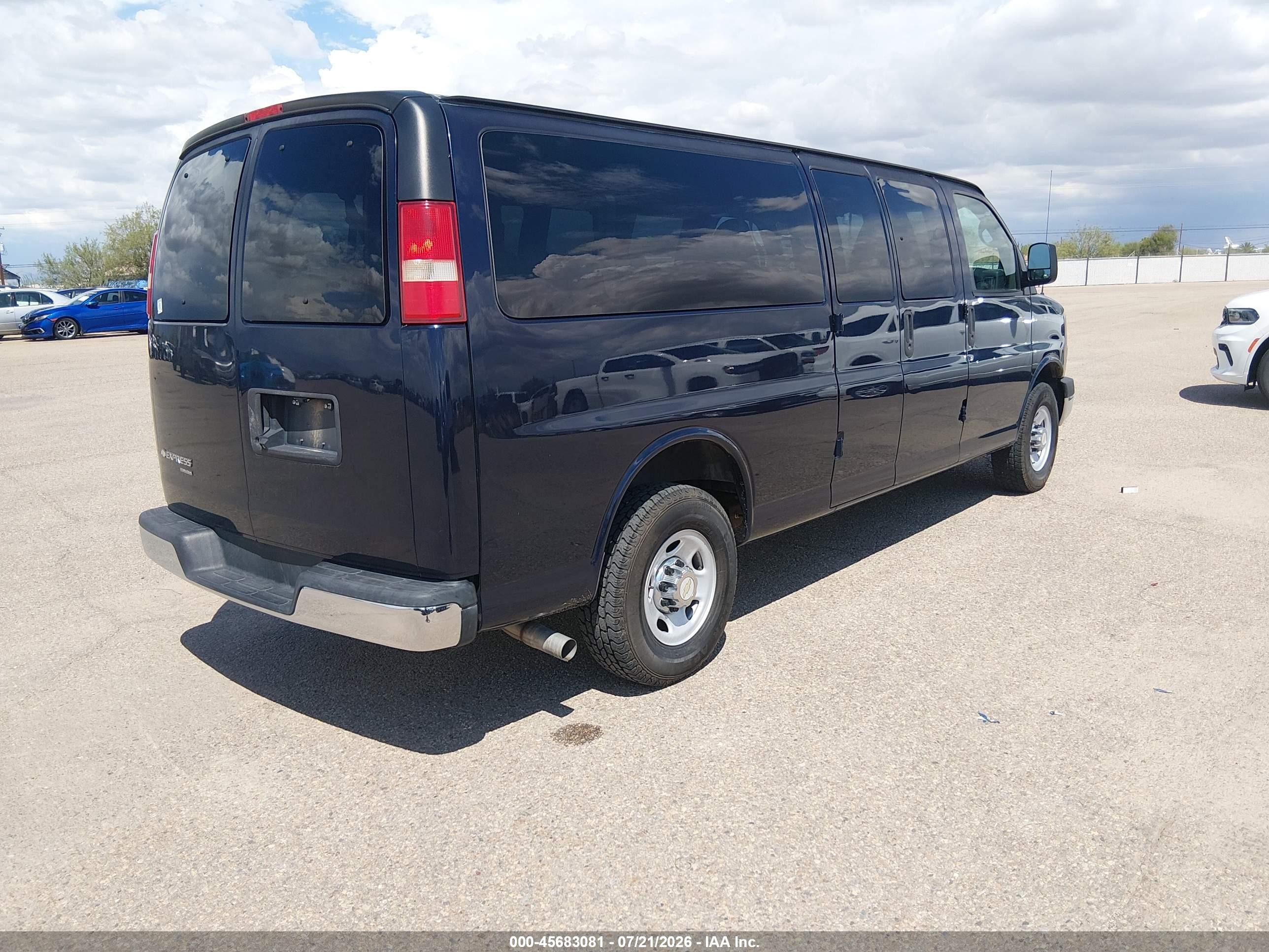2014 Chevrolet Express 3500 Lt Dark Blue vin: 1GAZG1FG4E1181403