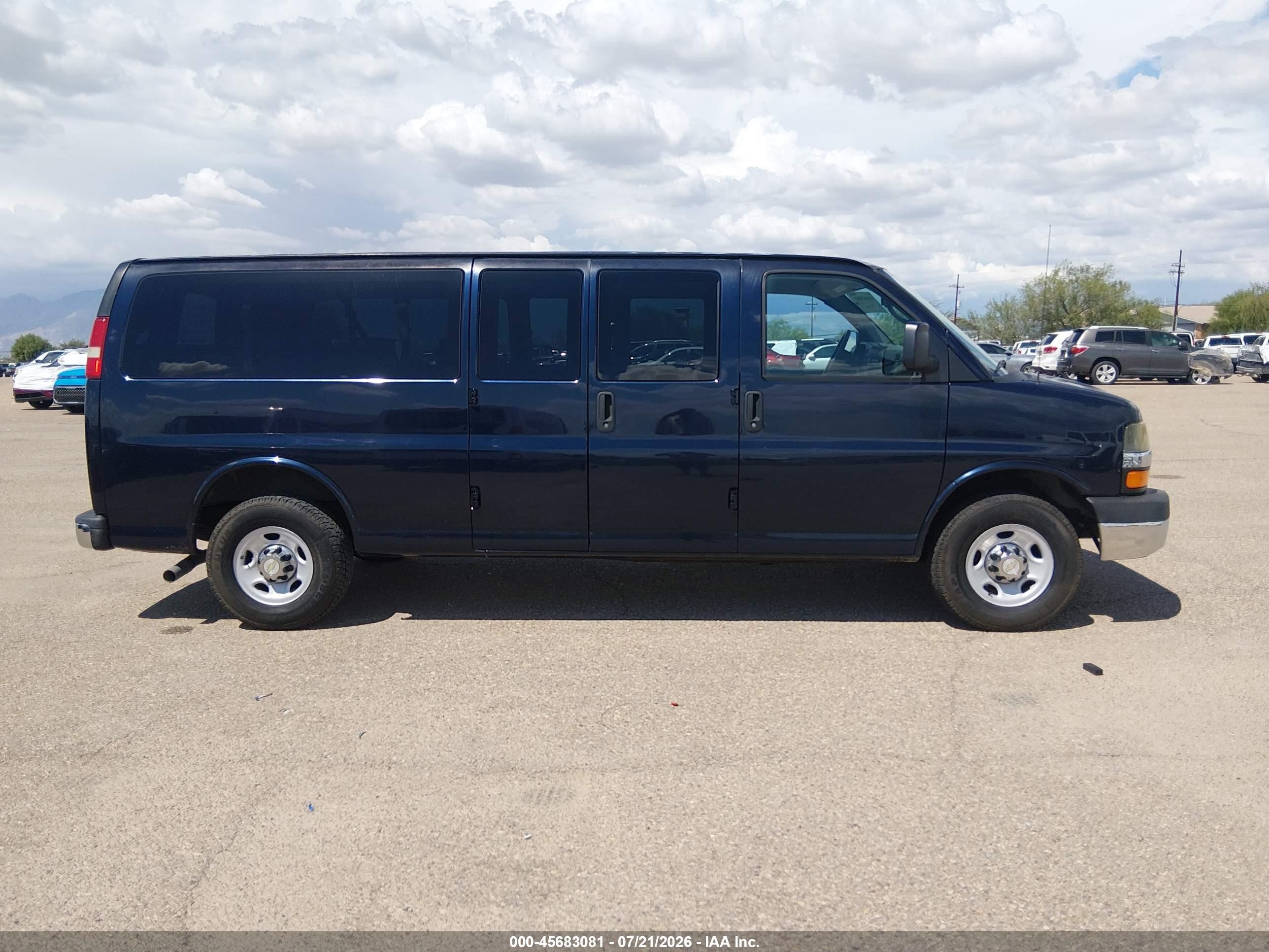 2014 Chevrolet Express 3500 Lt Dark Blue vin: 1GAZG1FG4E1181403