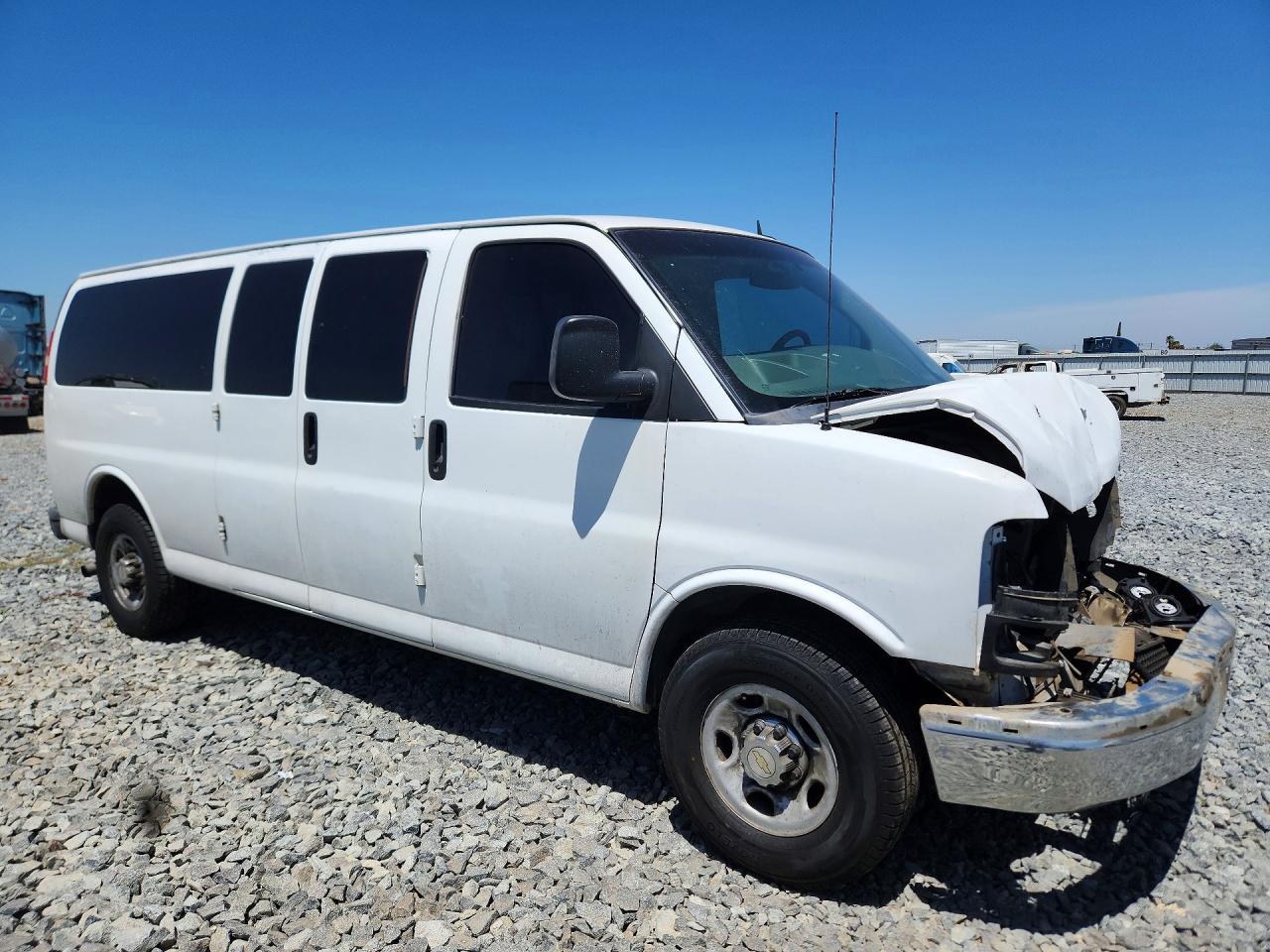 2012 Chevrolet Express G3500 Lt Белый vin: 1GAZG1FG5C1137777