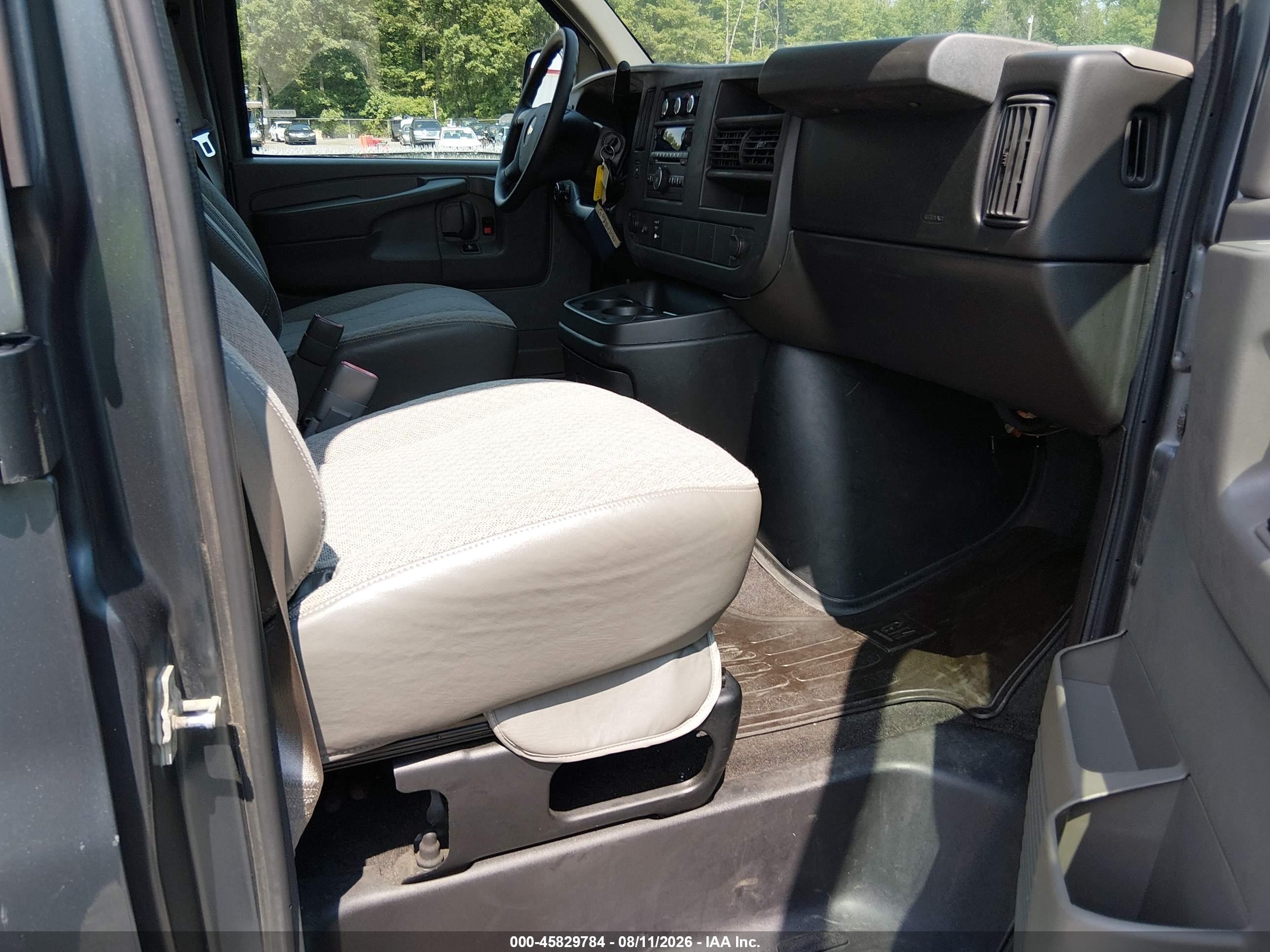 2014 Chevrolet Express 3500 Lt Серый vin: 1GAZG1FG5E1176226