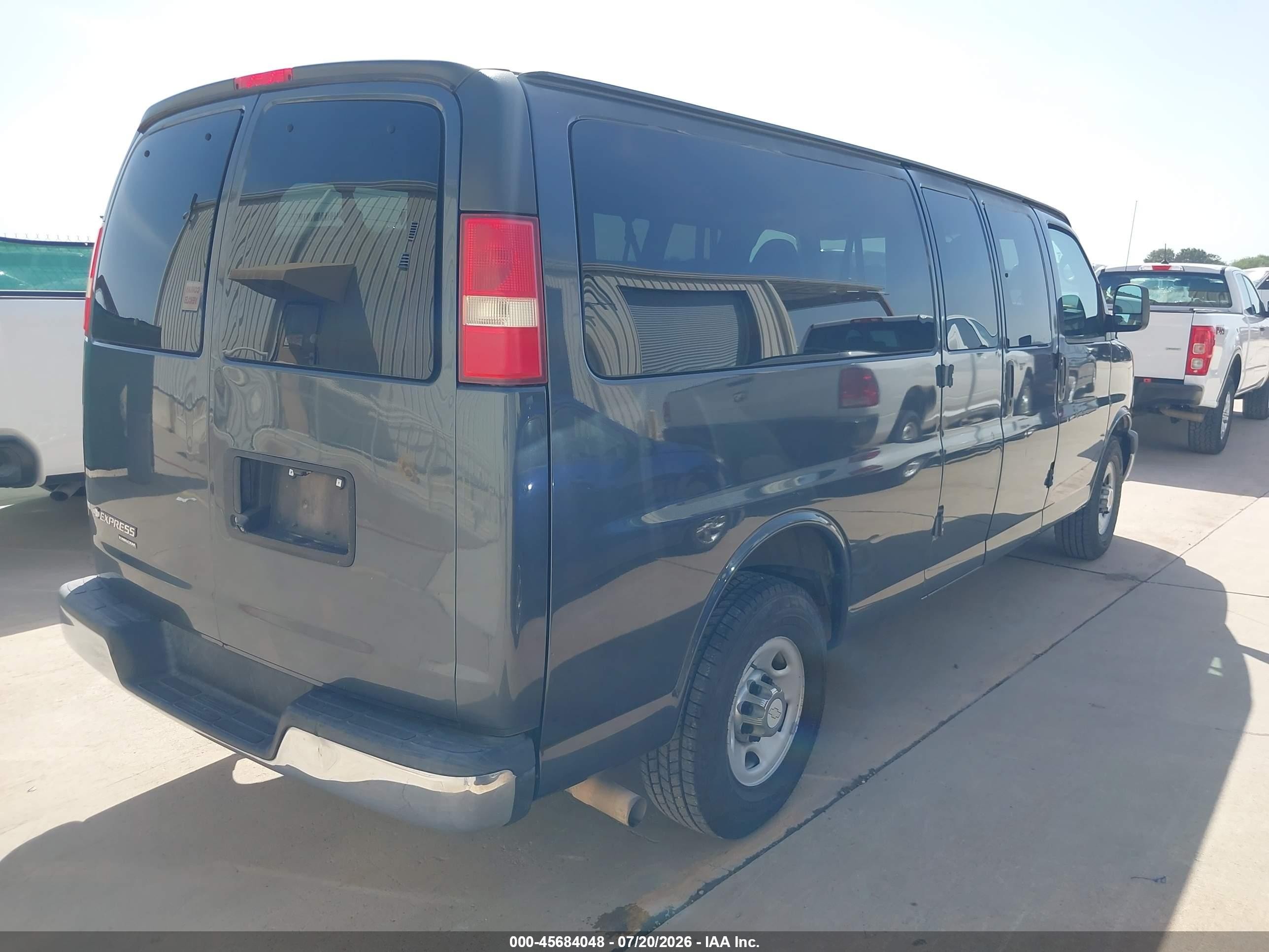 2014 Chevrolet Express 3500 Lt Gray vin: 1GAZG1FG5E1177778