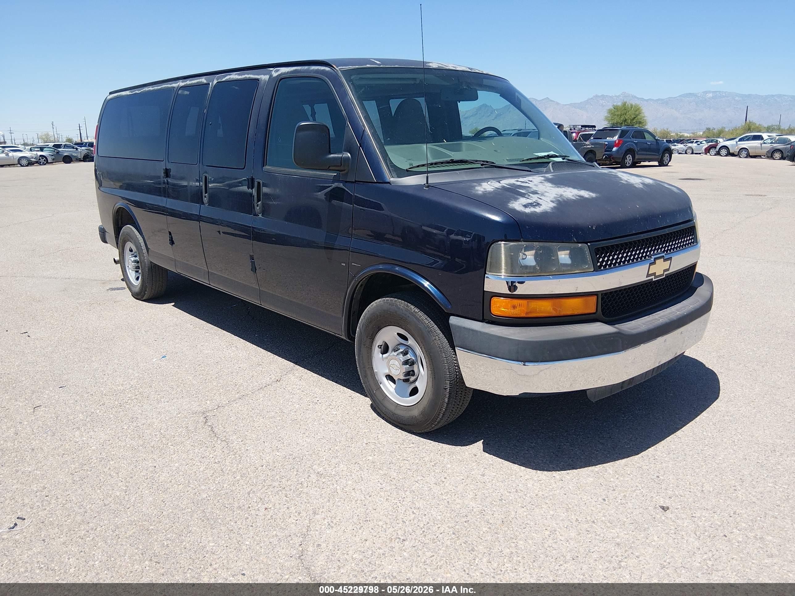 2014 Chevrolet Express 3500 Lt Blue vin: 1GAZG1FG8E1182103