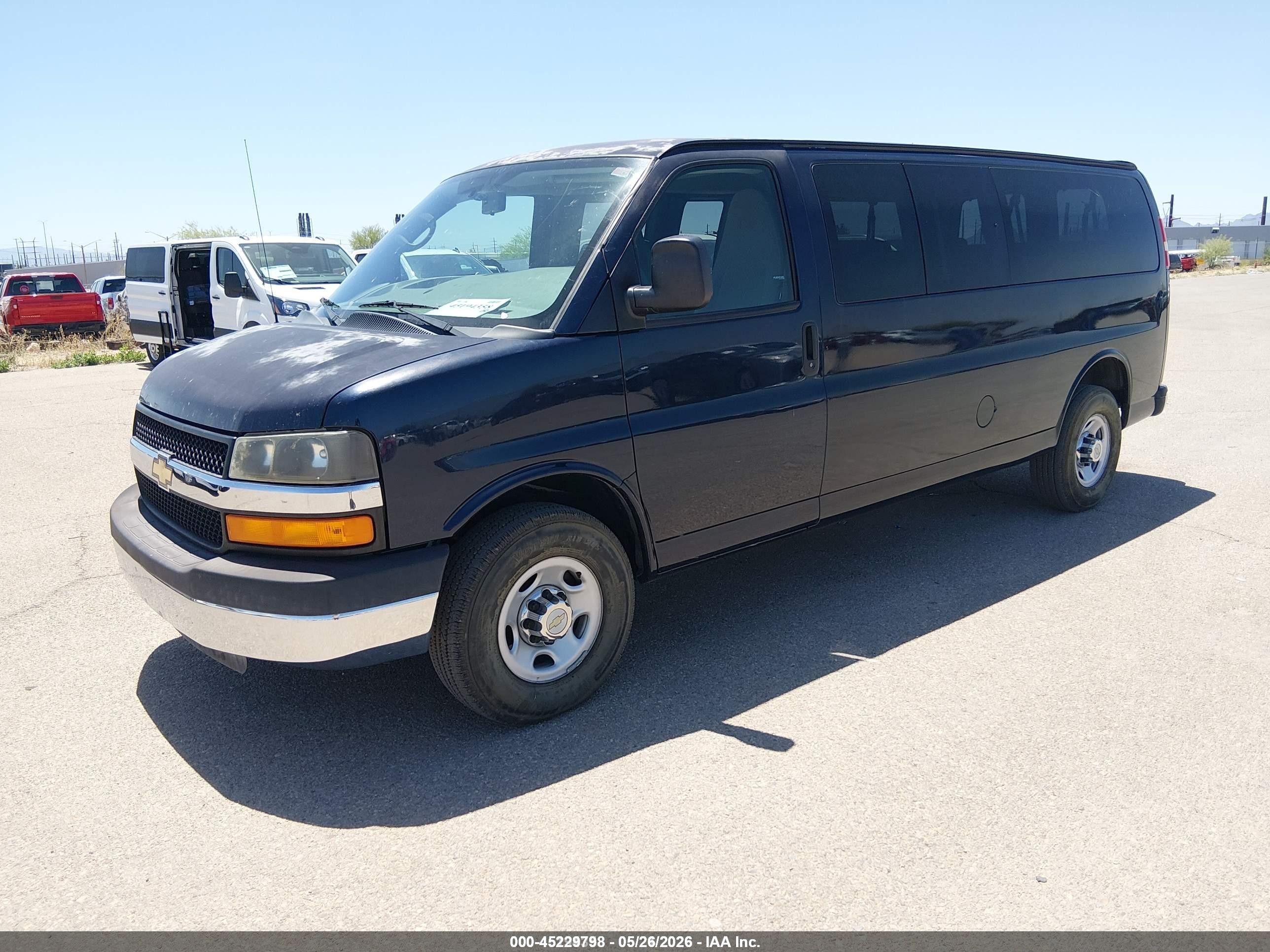 2014 Chevrolet Express 3500 Lt Blue vin: 1GAZG1FG8E1182103