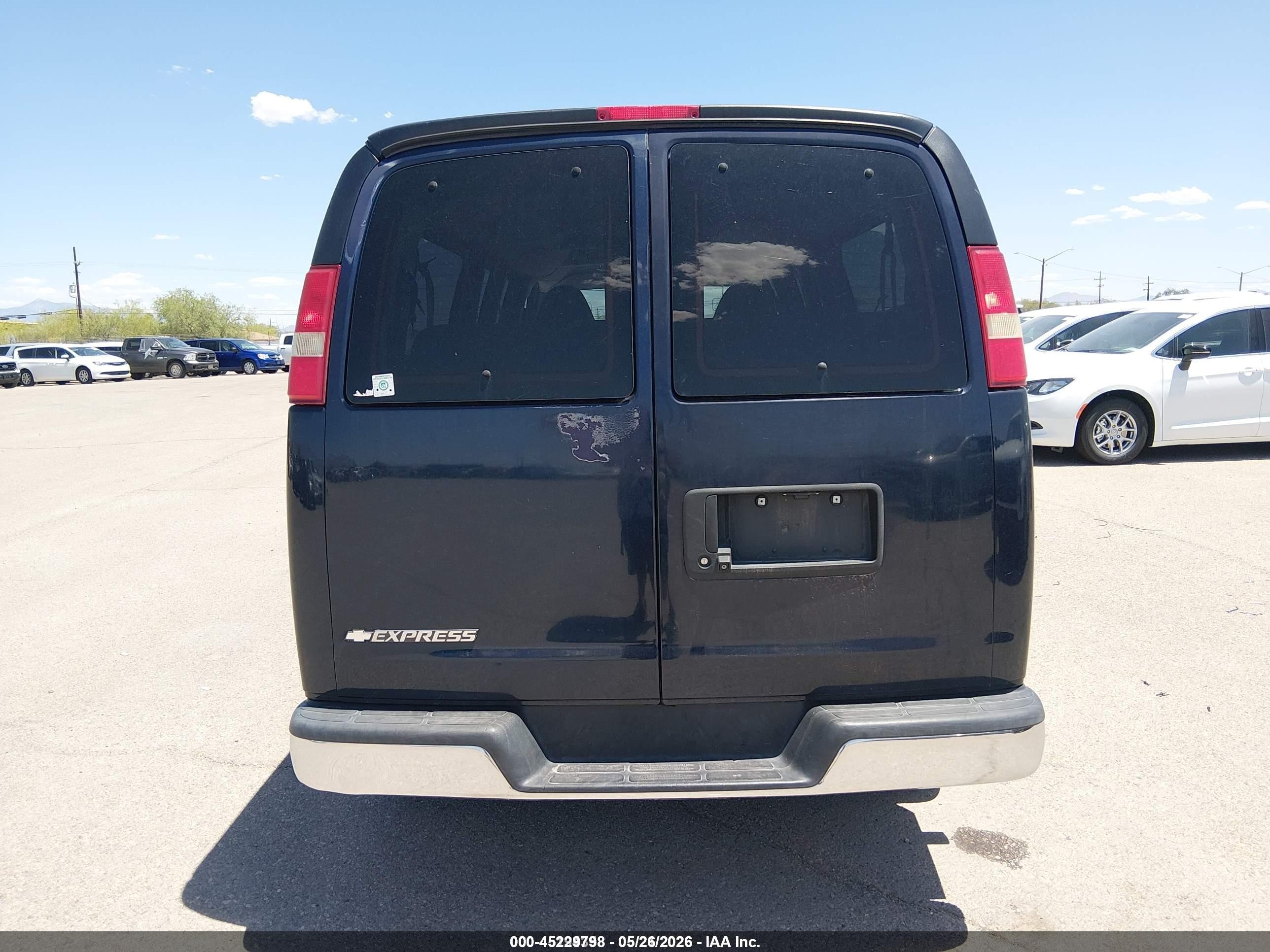 2014 Chevrolet Express 3500 Lt Blue vin: 1GAZG1FG8E1182103