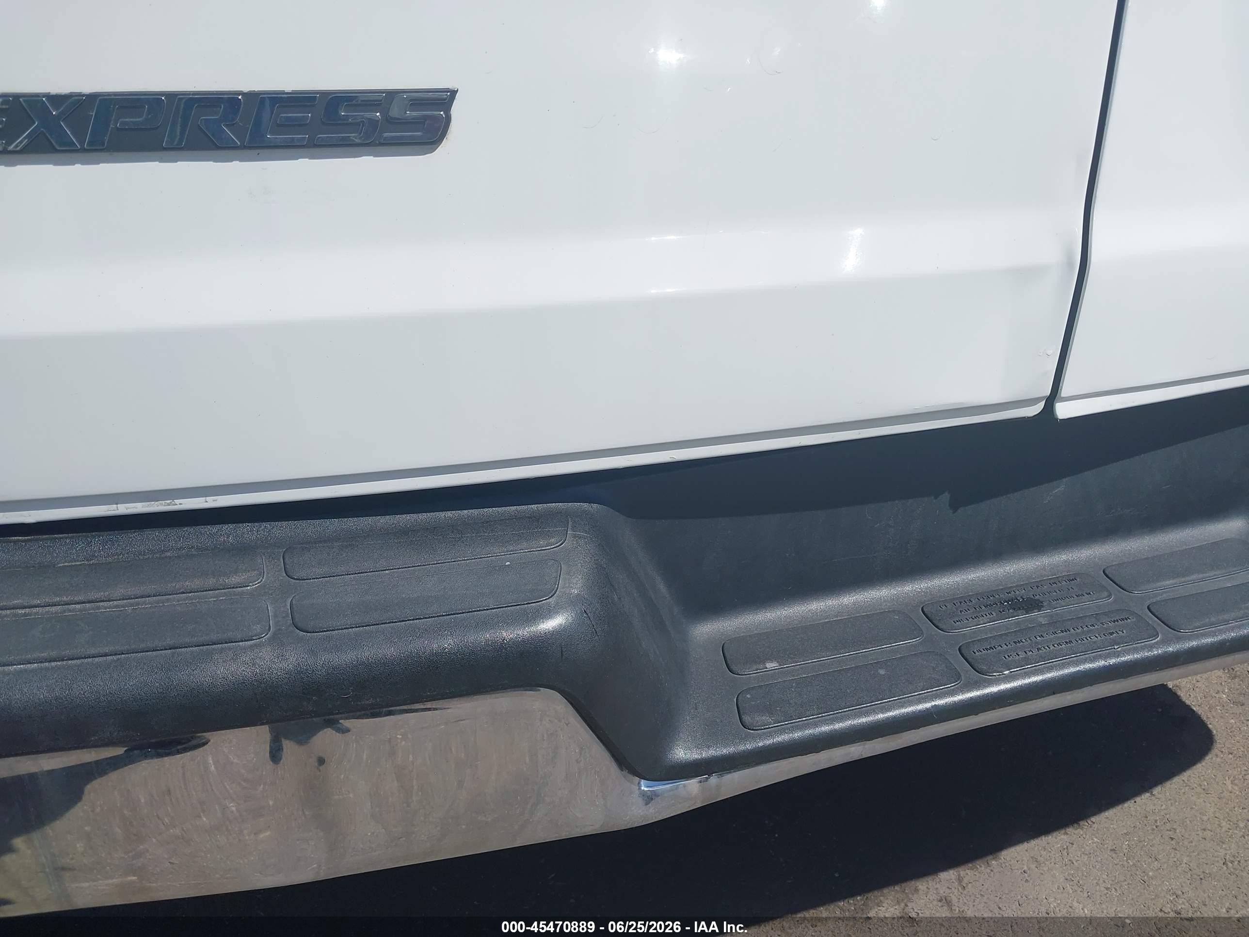 2013 Chevrolet Express 3500 Lt White vin: 1GAZG1FG9D1160237