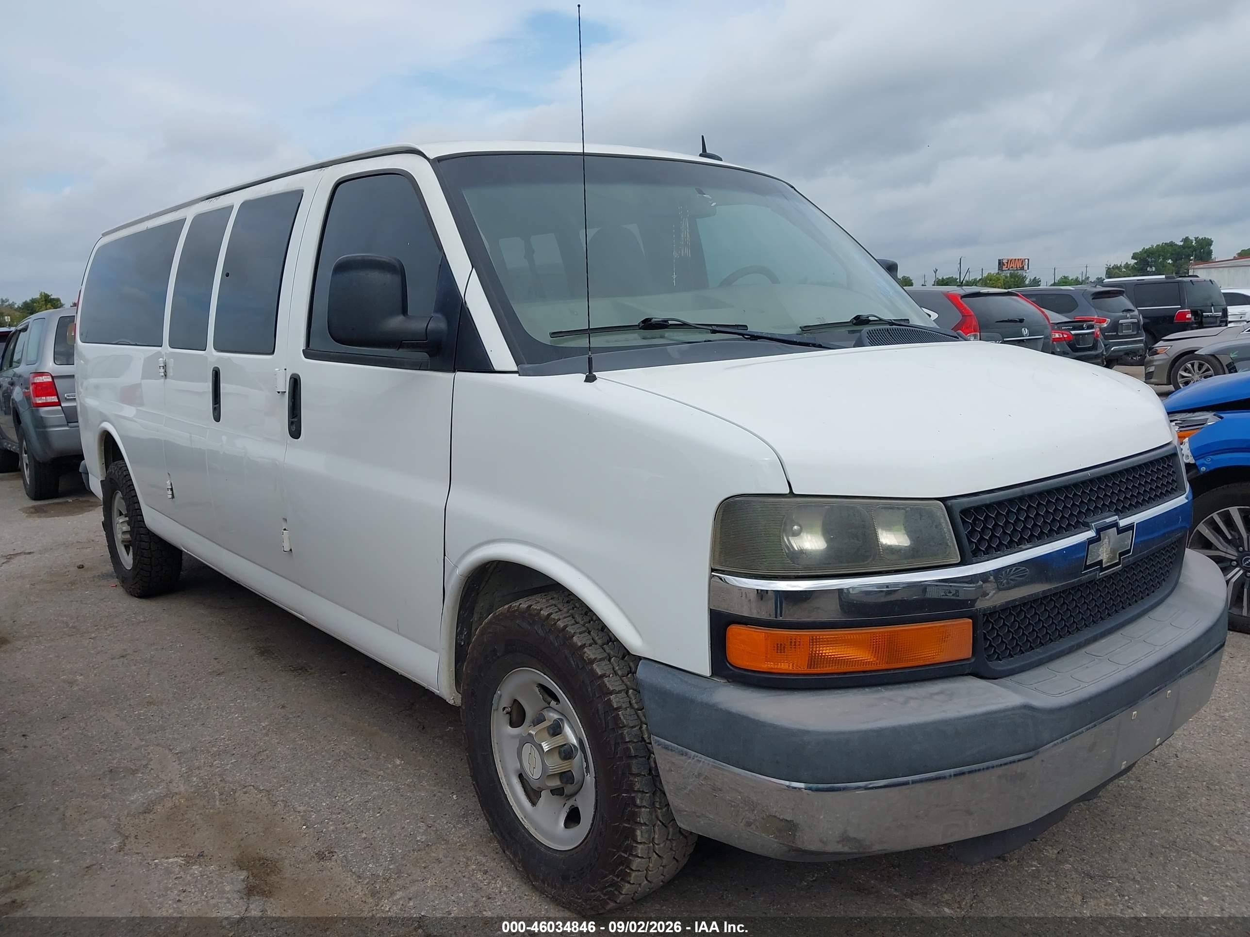 2011 Chevrolet Express 3500 Lt White vin: 1GAZG1FGXB1127664