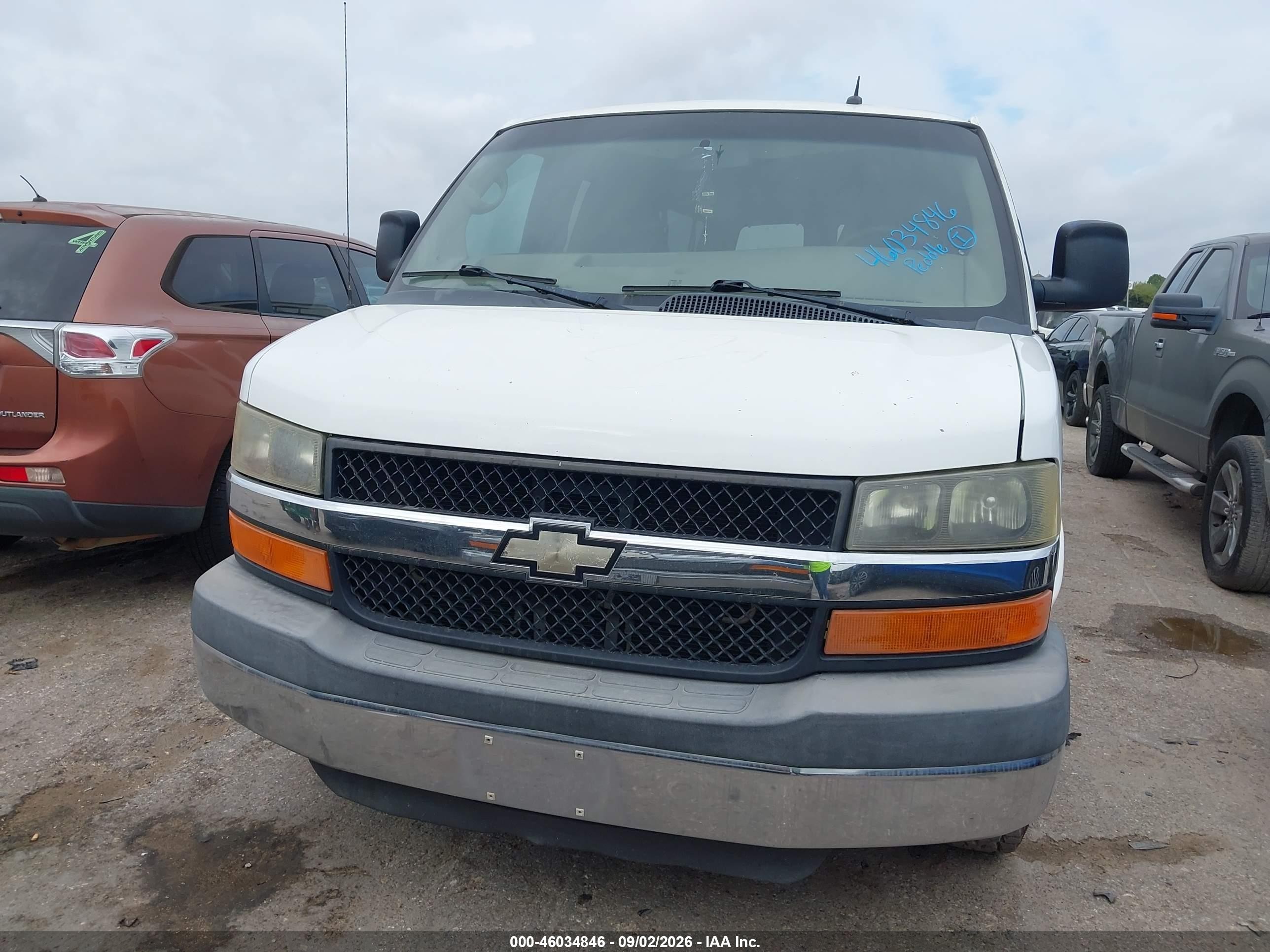 2011 Chevrolet Express 3500 Lt White vin: 1GAZG1FGXB1127664