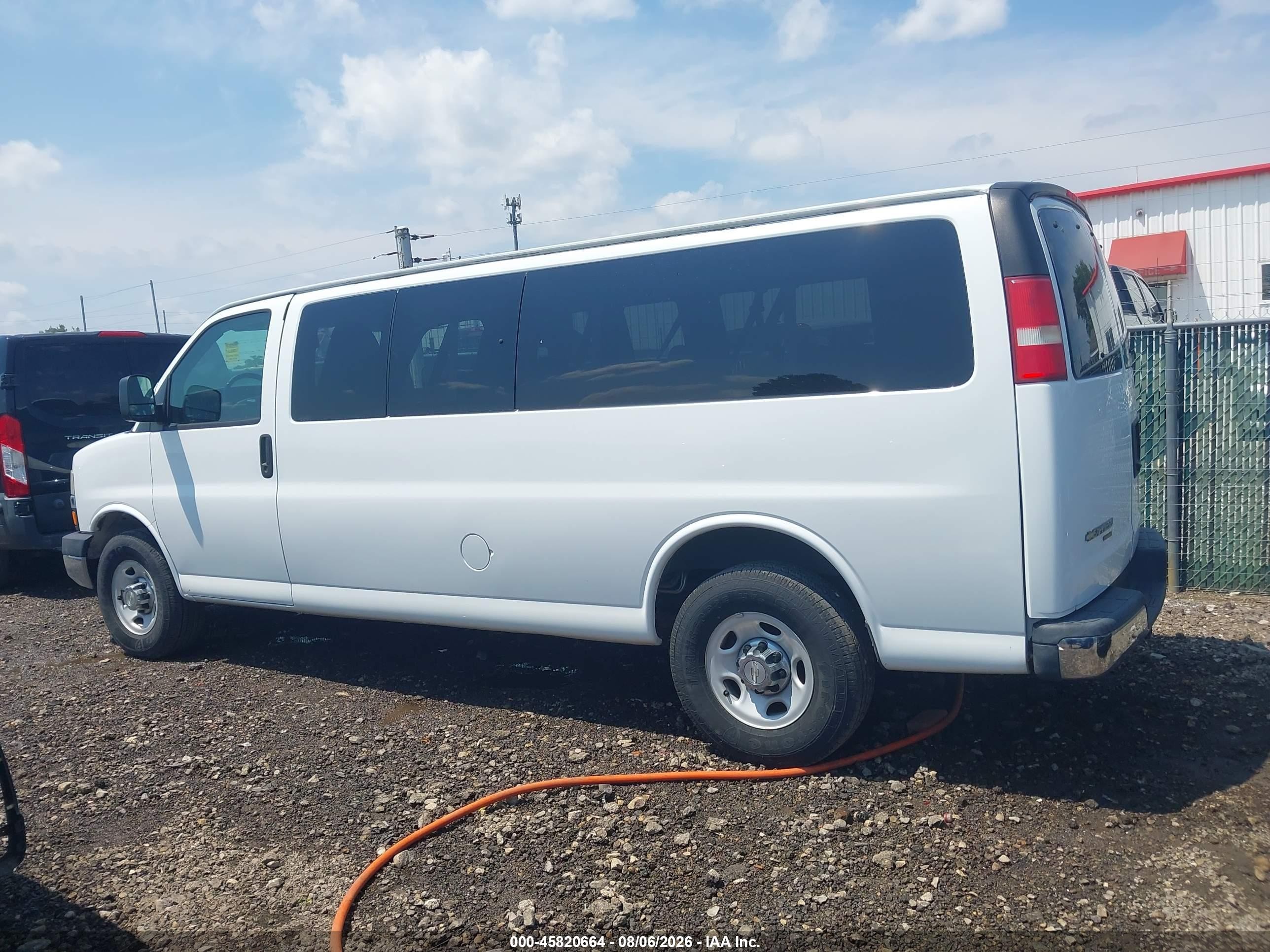 2014 Chevrolet Express 3500 Lt Белый vin: 1GAZG1FGXE1175931