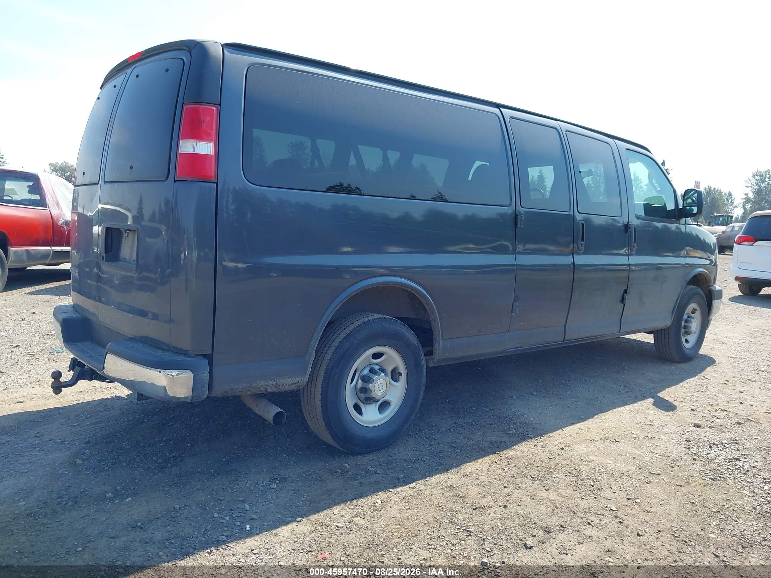 2017 Chevrolet Express 3500 Lt Синий vin: 1GAZGPFF2H1101787