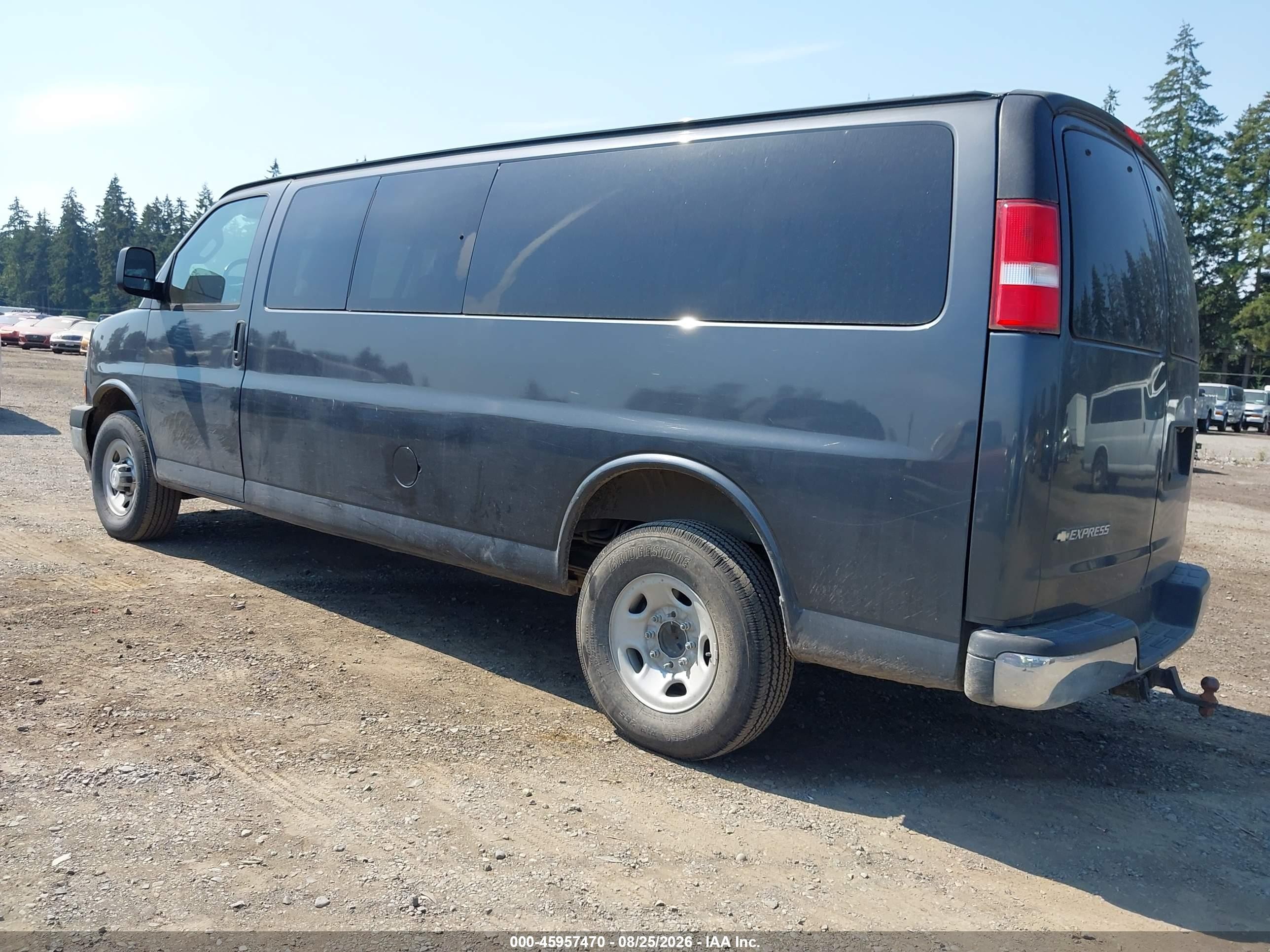 2017 Chevrolet Express 3500 Lt Синий vin: 1GAZGPFF2H1101787