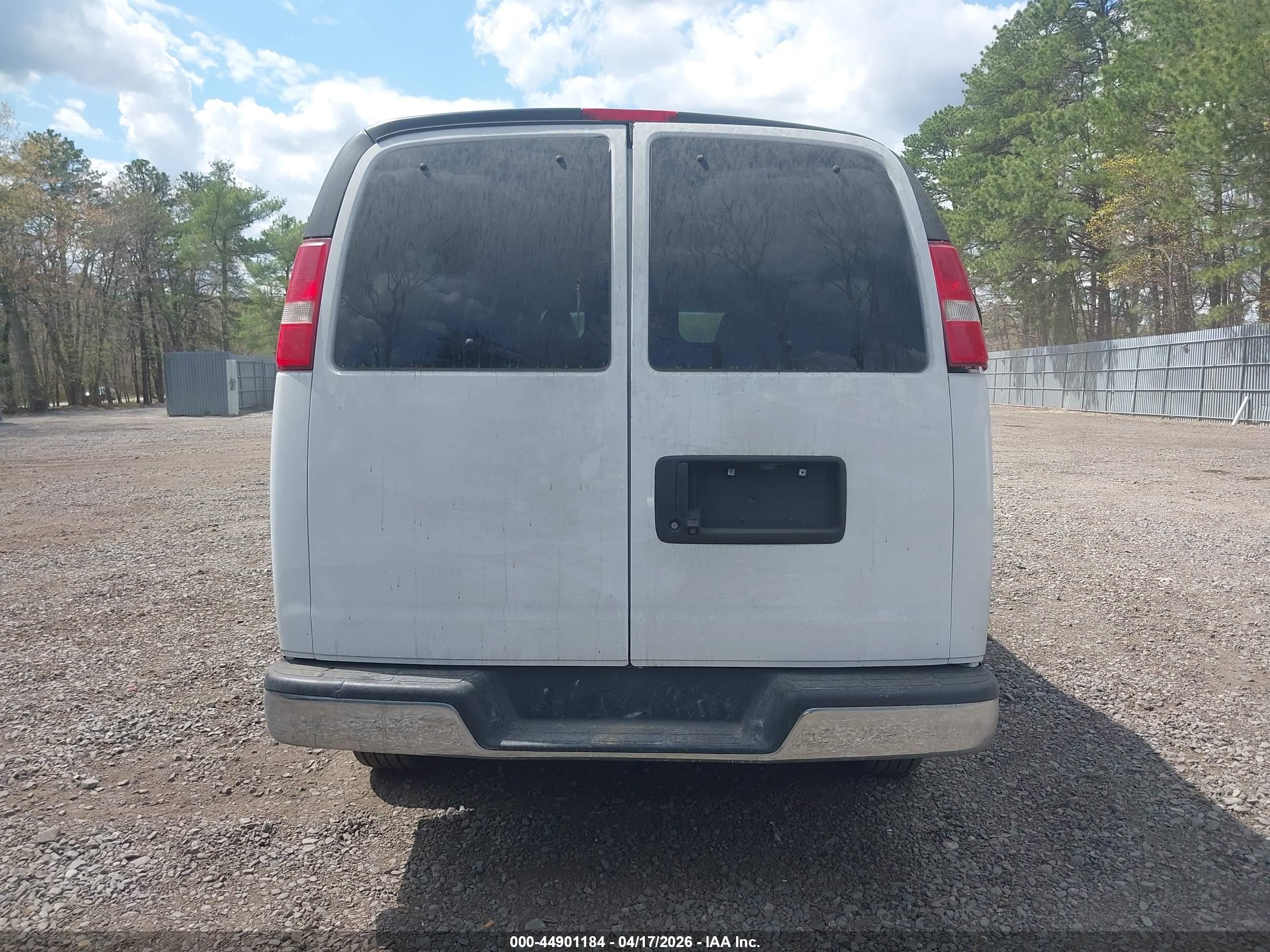 2018 Chevrolet Express 3500 Lt Белый vin: 1GAZGPFGXJ1330782
