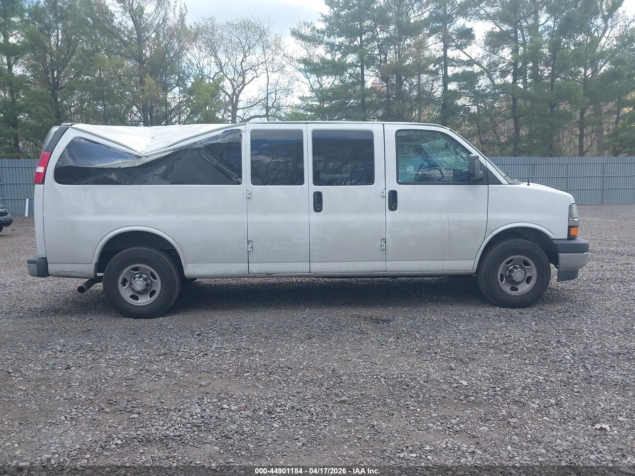2018 Chevrolet Express 3500 Lt Белый vin: 1GAZGPFGXJ1330782