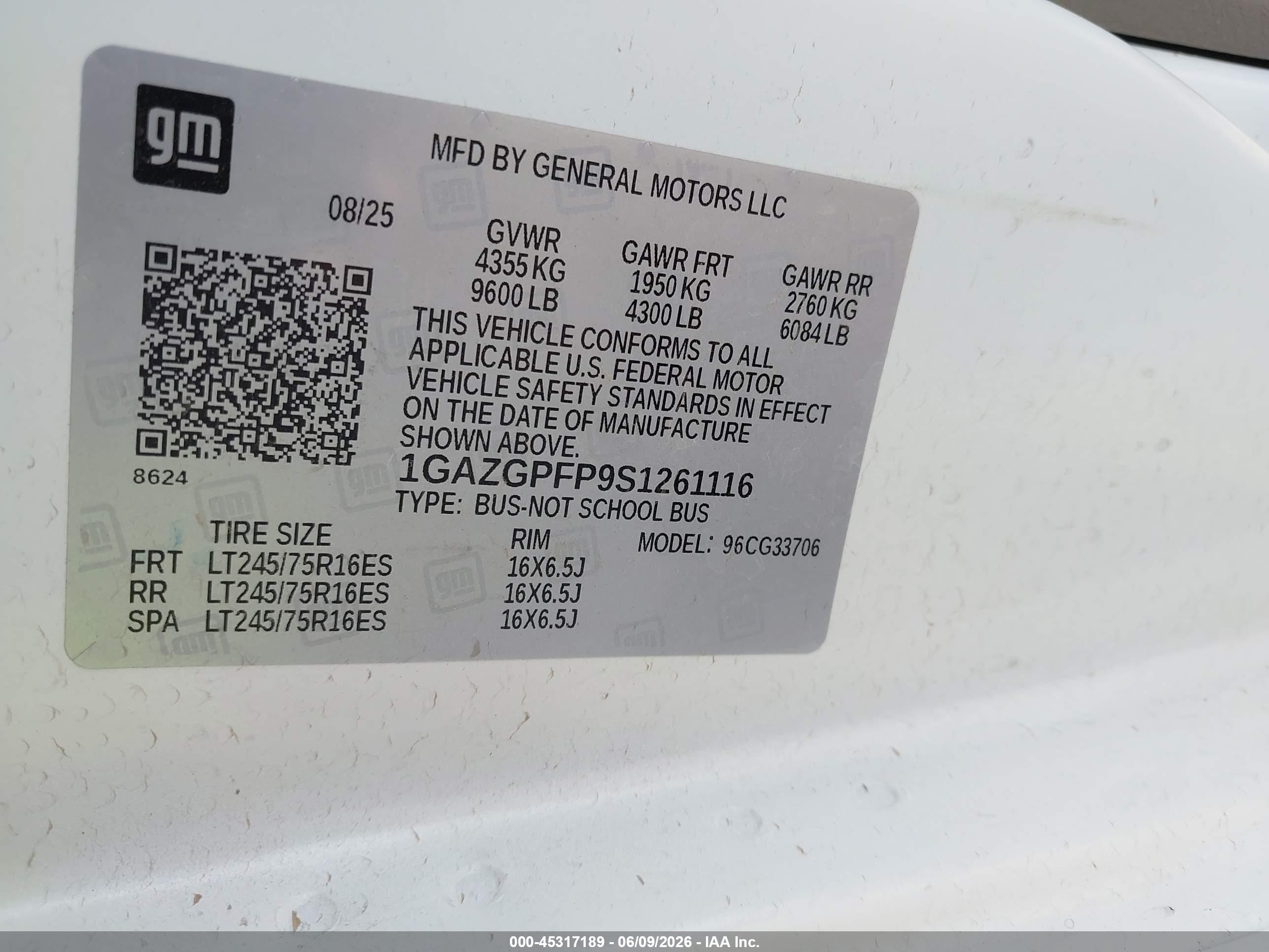 2025 Chevrolet Express Passenger Rwd 3500 Extended Wheelbase Lt Белый vin: 1GAZGPFP9S1261116