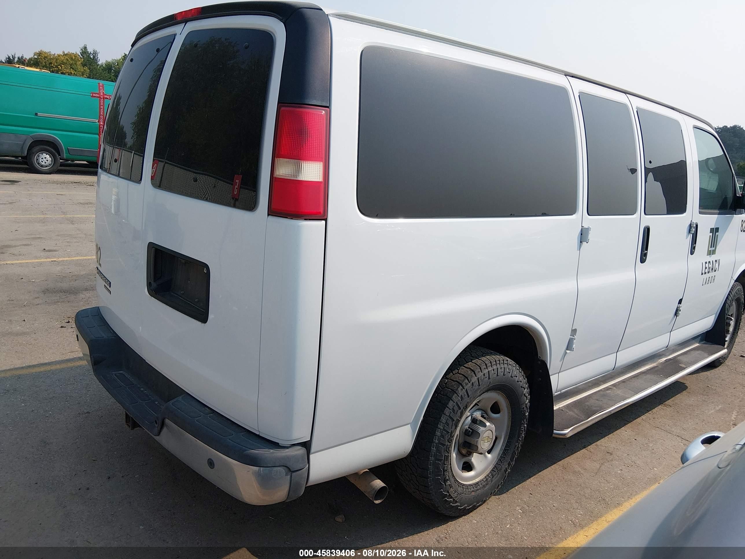 2014 Chevrolet Express 3500 Lt White vin: 1GAZGYFG0E1202885