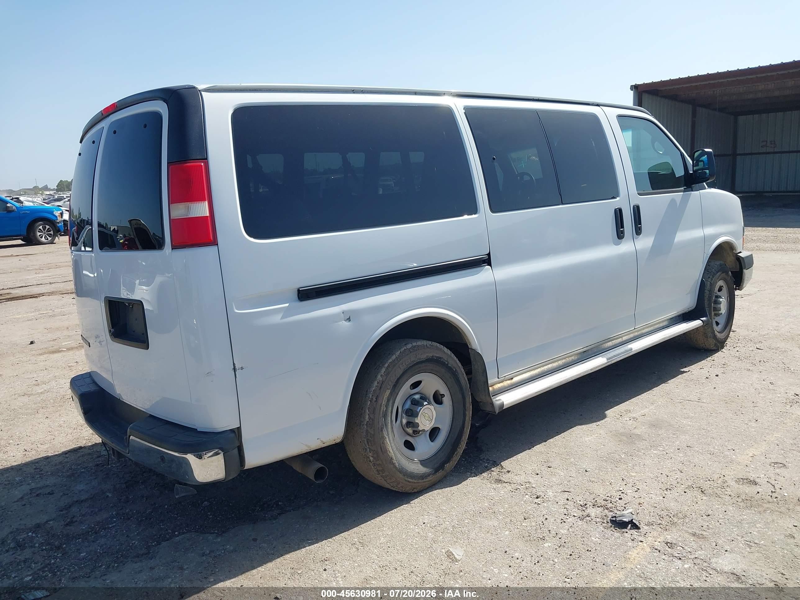 2014 Chevrolet Express 3500 Lt Белый vin: 1GAZGYFG1E1142275