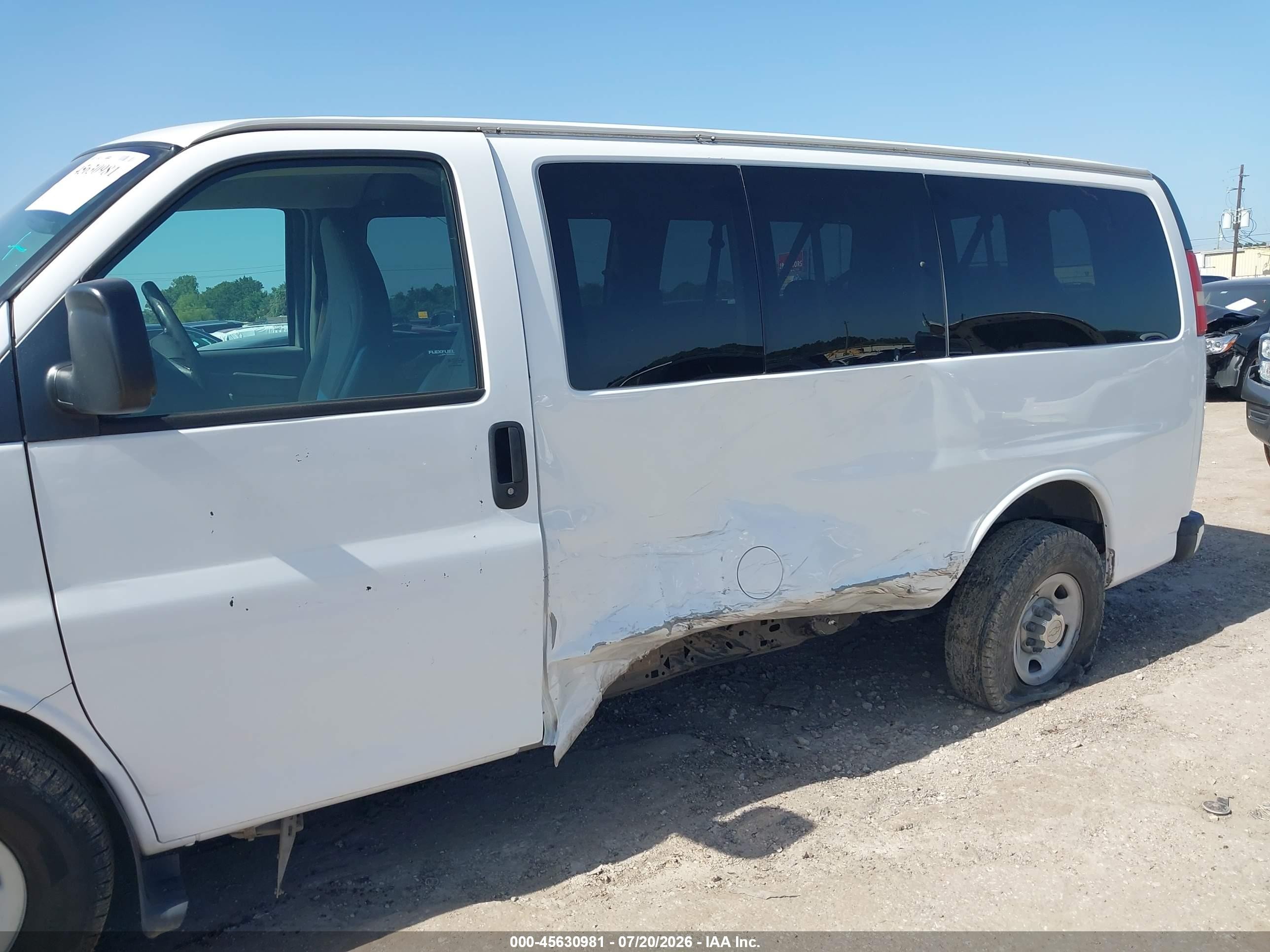 2014 Chevrolet Express 3500 Lt Белый vin: 1GAZGYFG1E1142275
