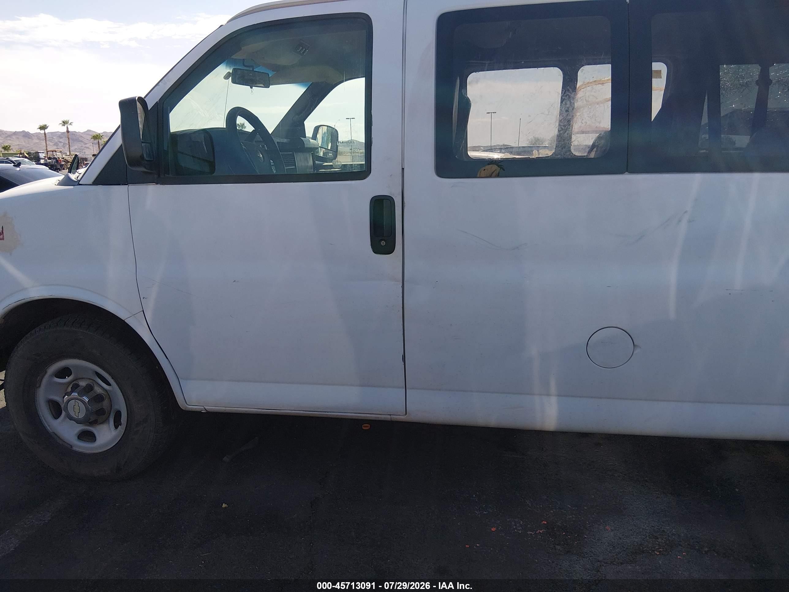 2013 Chevrolet Express 3500 Lt Белый vin: 1GAZGYFG9D1118658