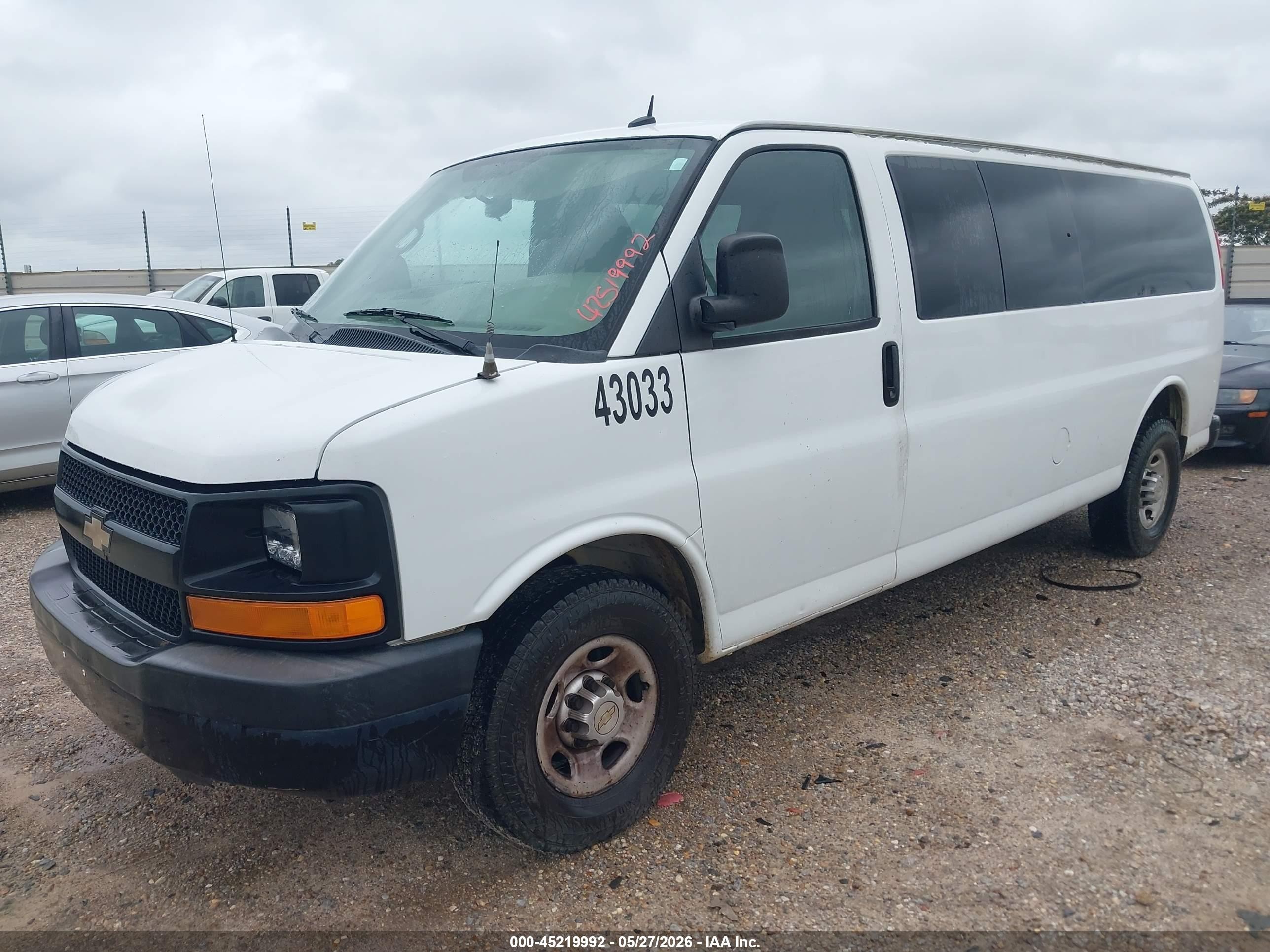 2012 Chevrolet Express 3500 Ls Белый vin: 1GAZGZFA6C1143033