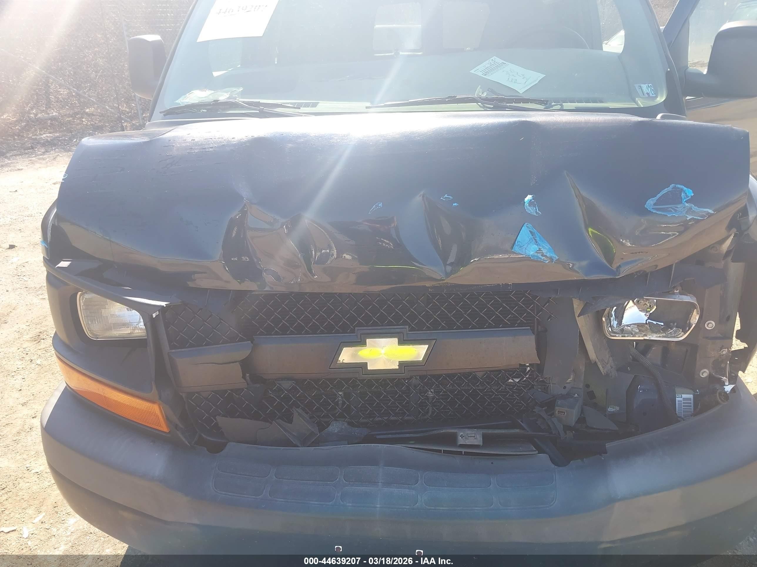 2011 Chevrolet Express 3500 Ls Blue vin: 1GAZGZFG0B1155732