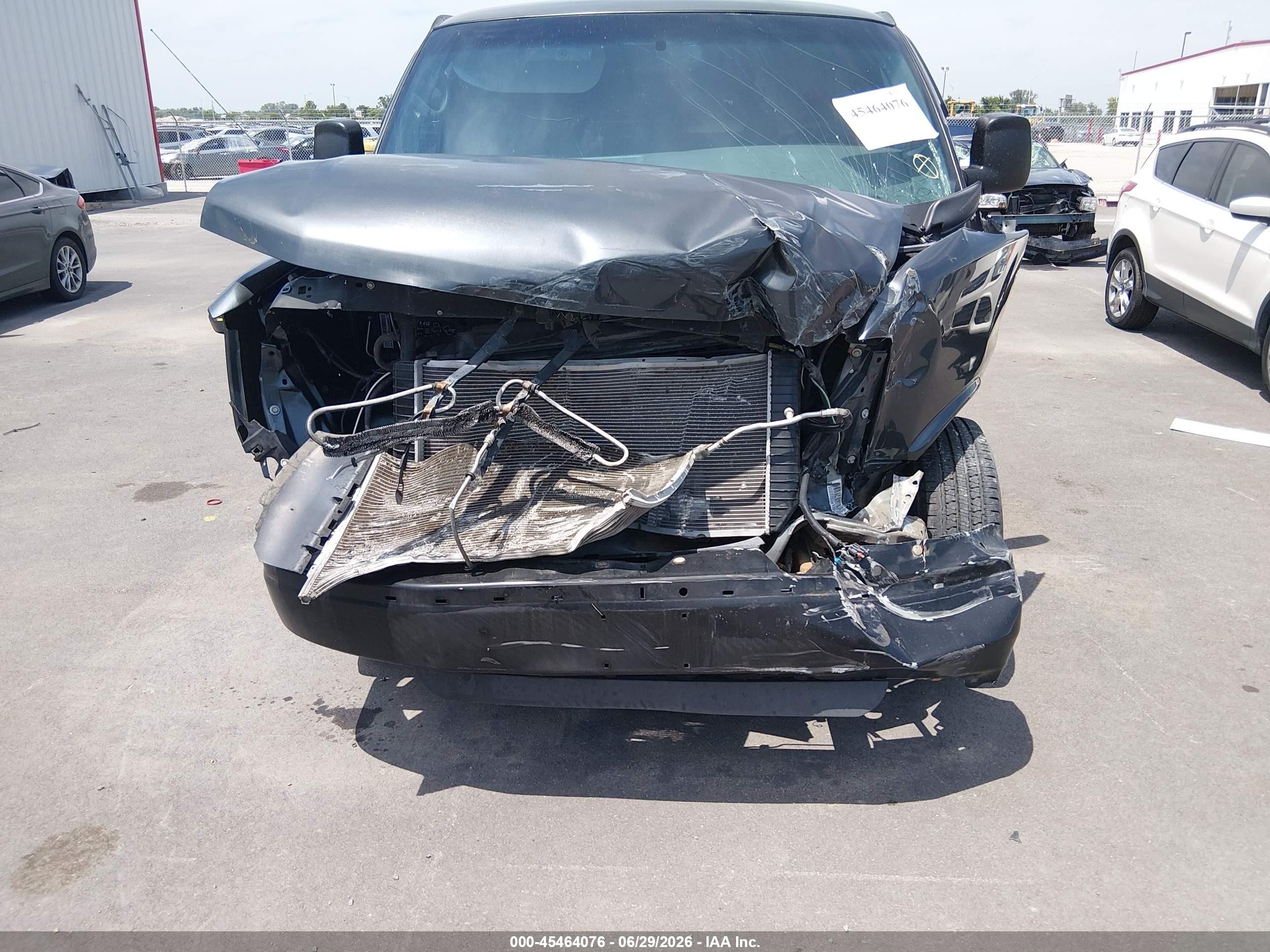 2015 Chevrolet Express 3500 Ls Gray vin: 1GAZGZFG6F1100997