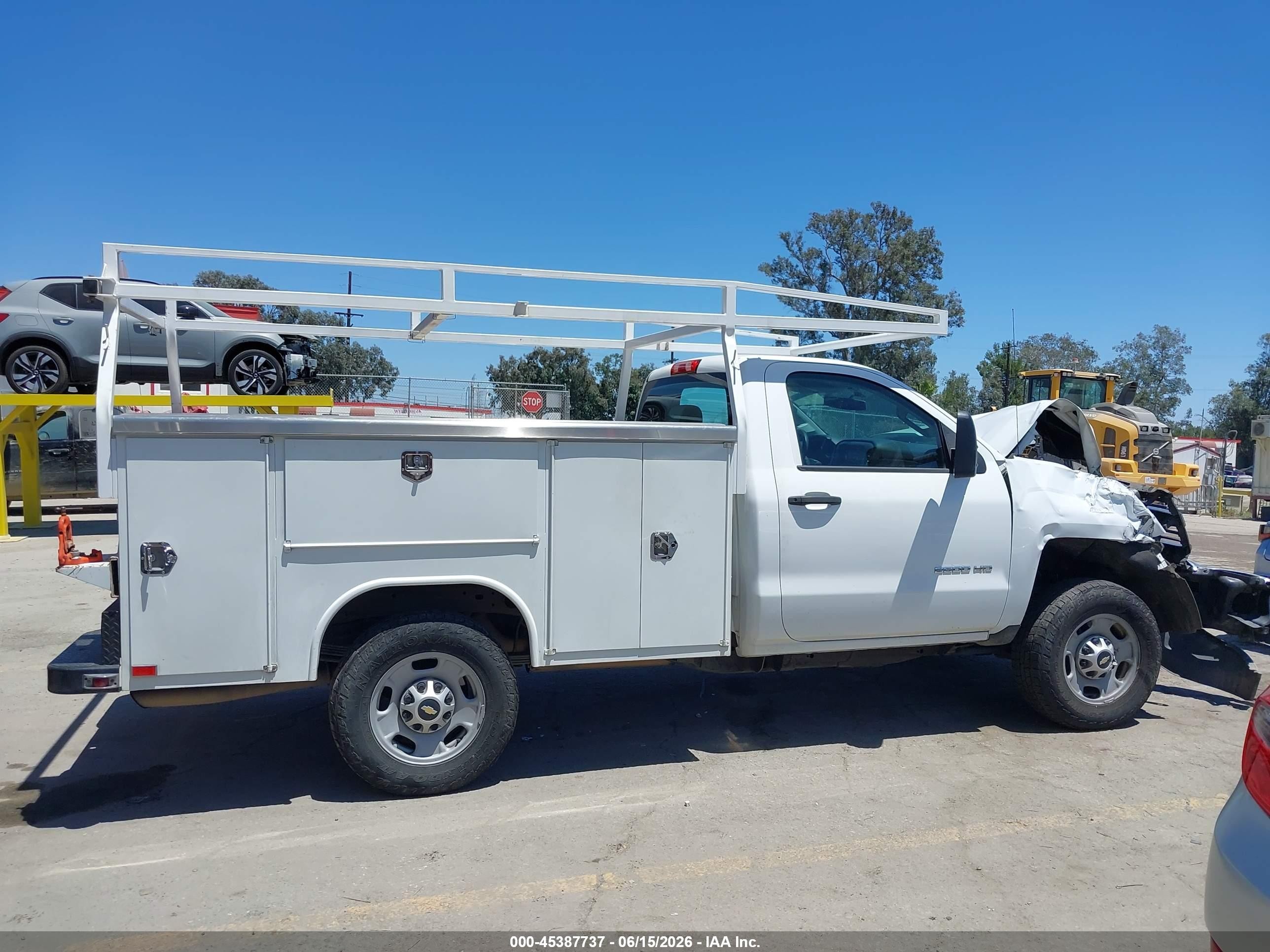 2015 Chevrolet Silverado 2500hd Work Truck White vin: 1GB0CUEG1FZ121696